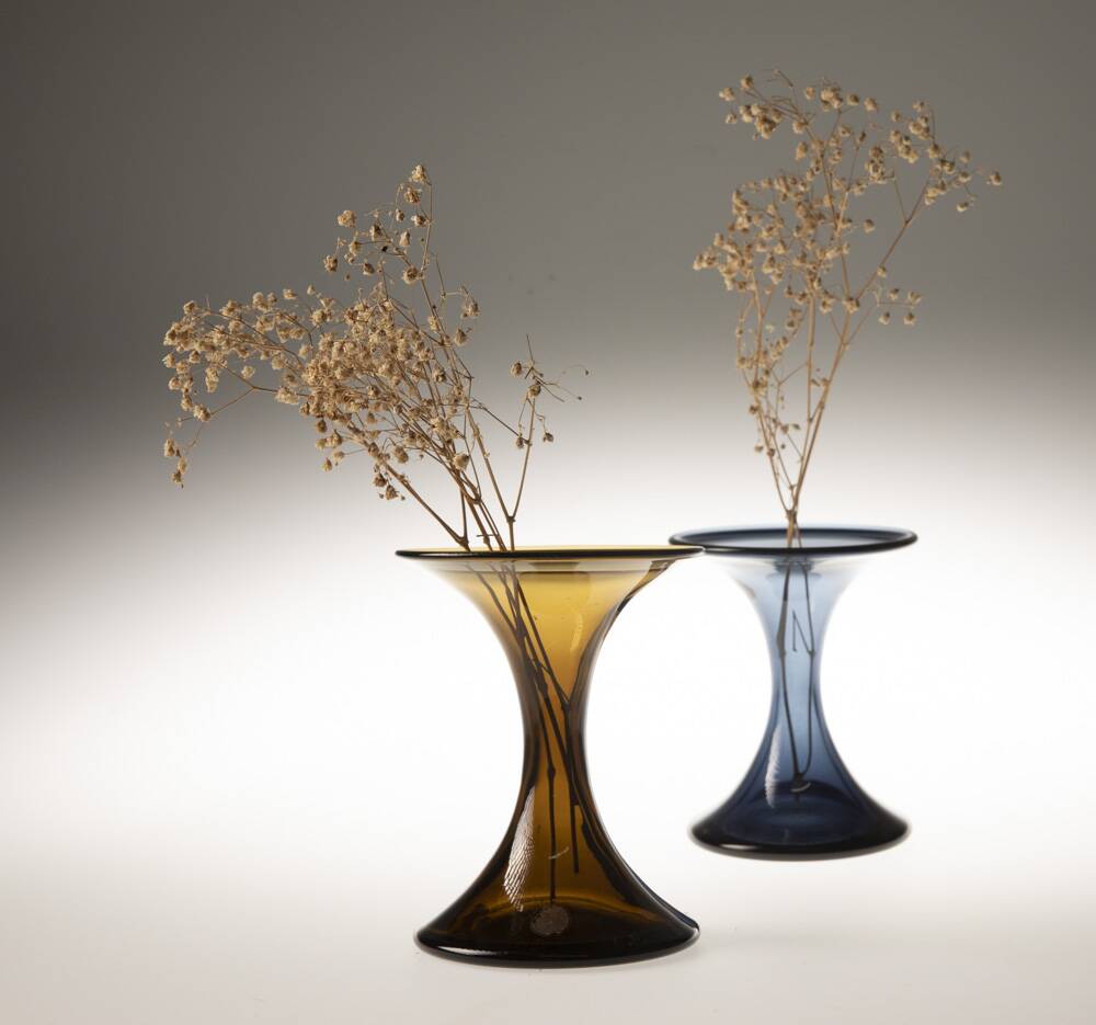 Pair of Havana tulip vases by Holmegaard