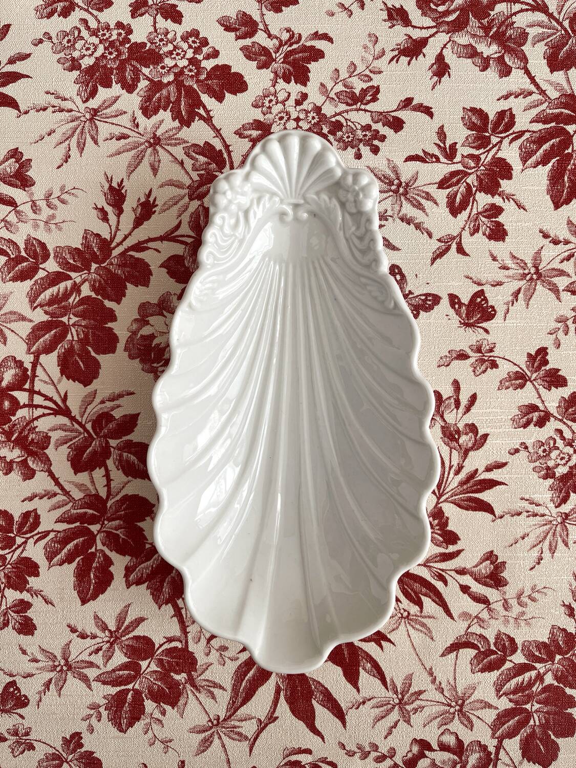 Antique porcelain shell ramekin dish