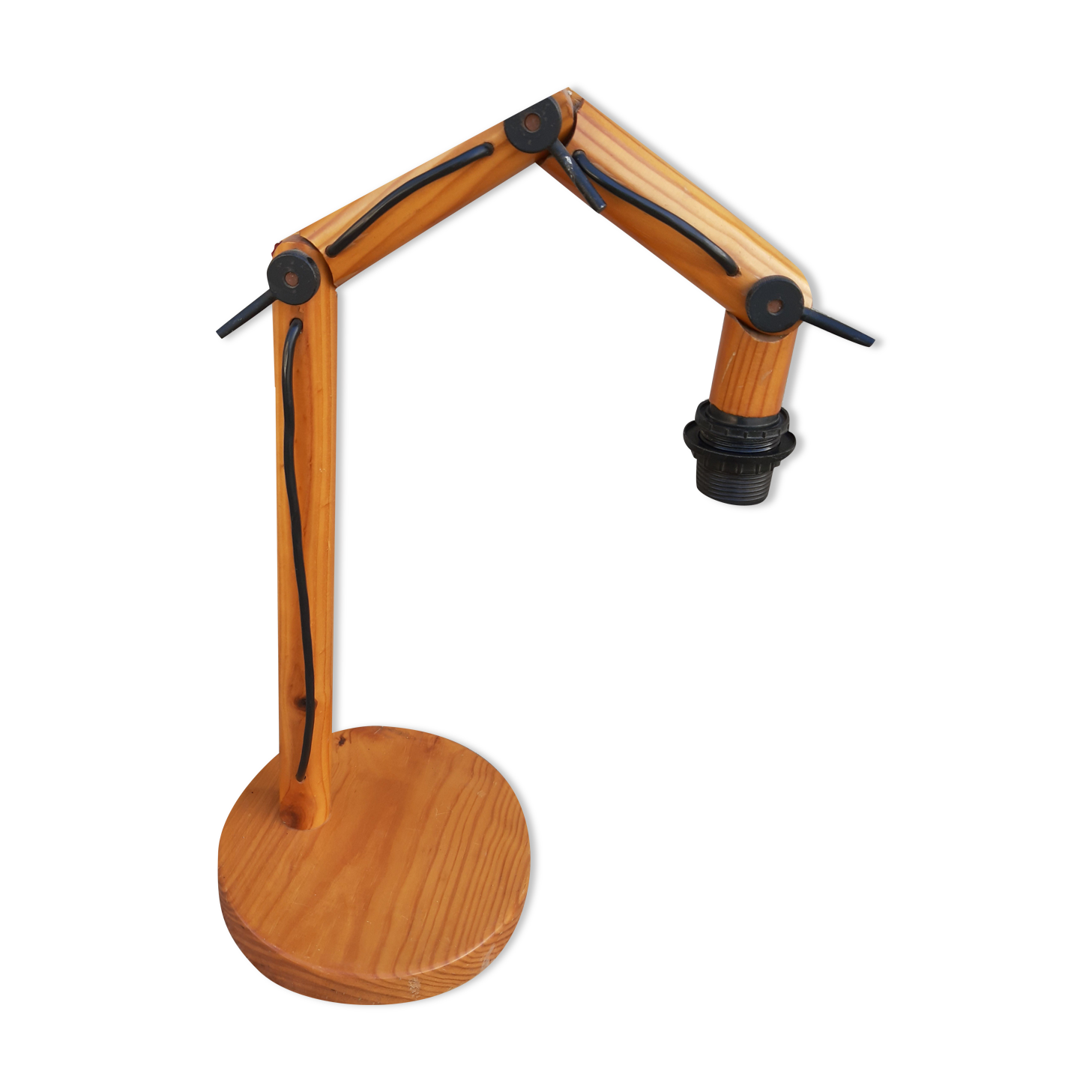 Articulated wooden lamp