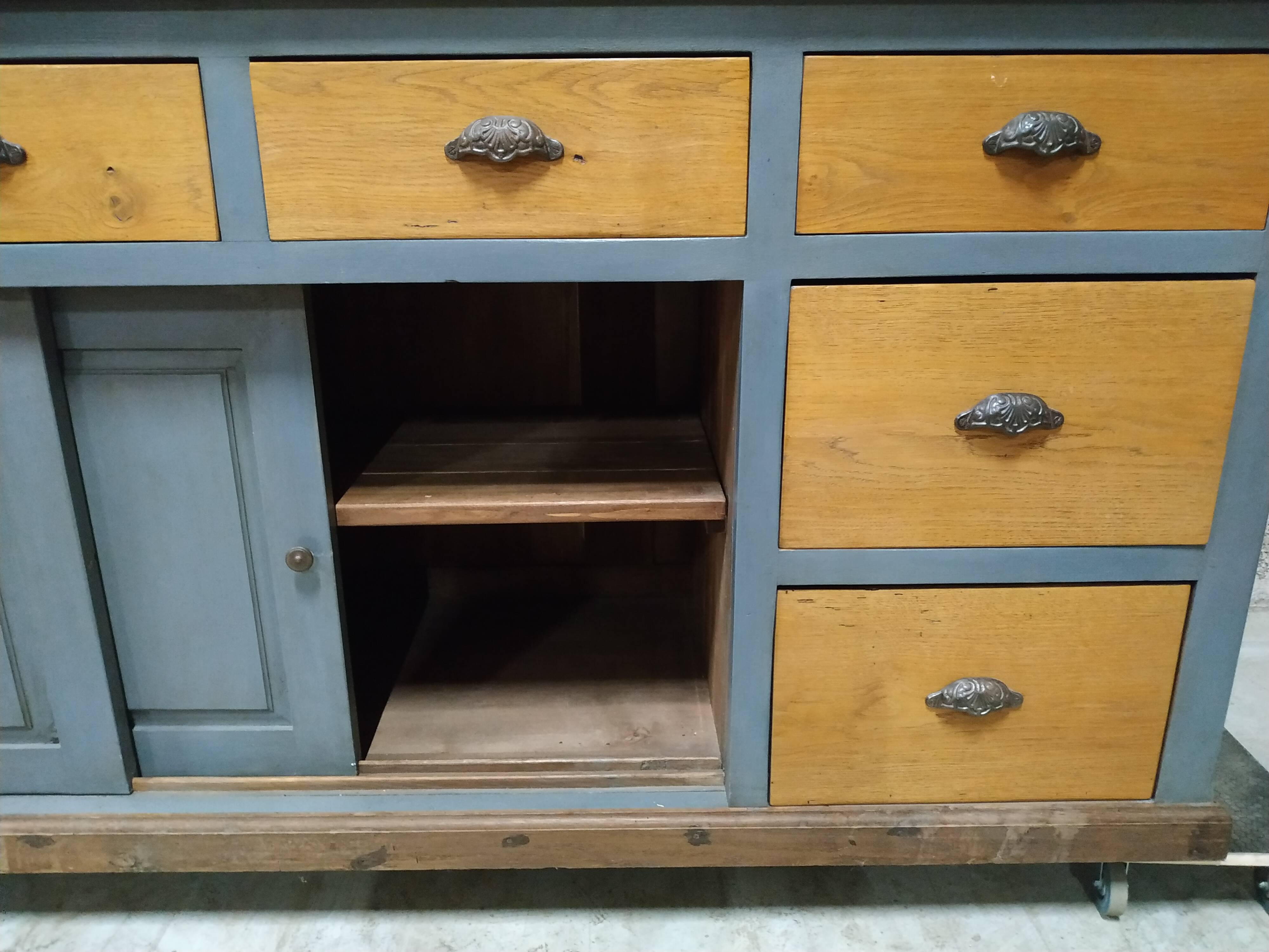 Renovated old counter