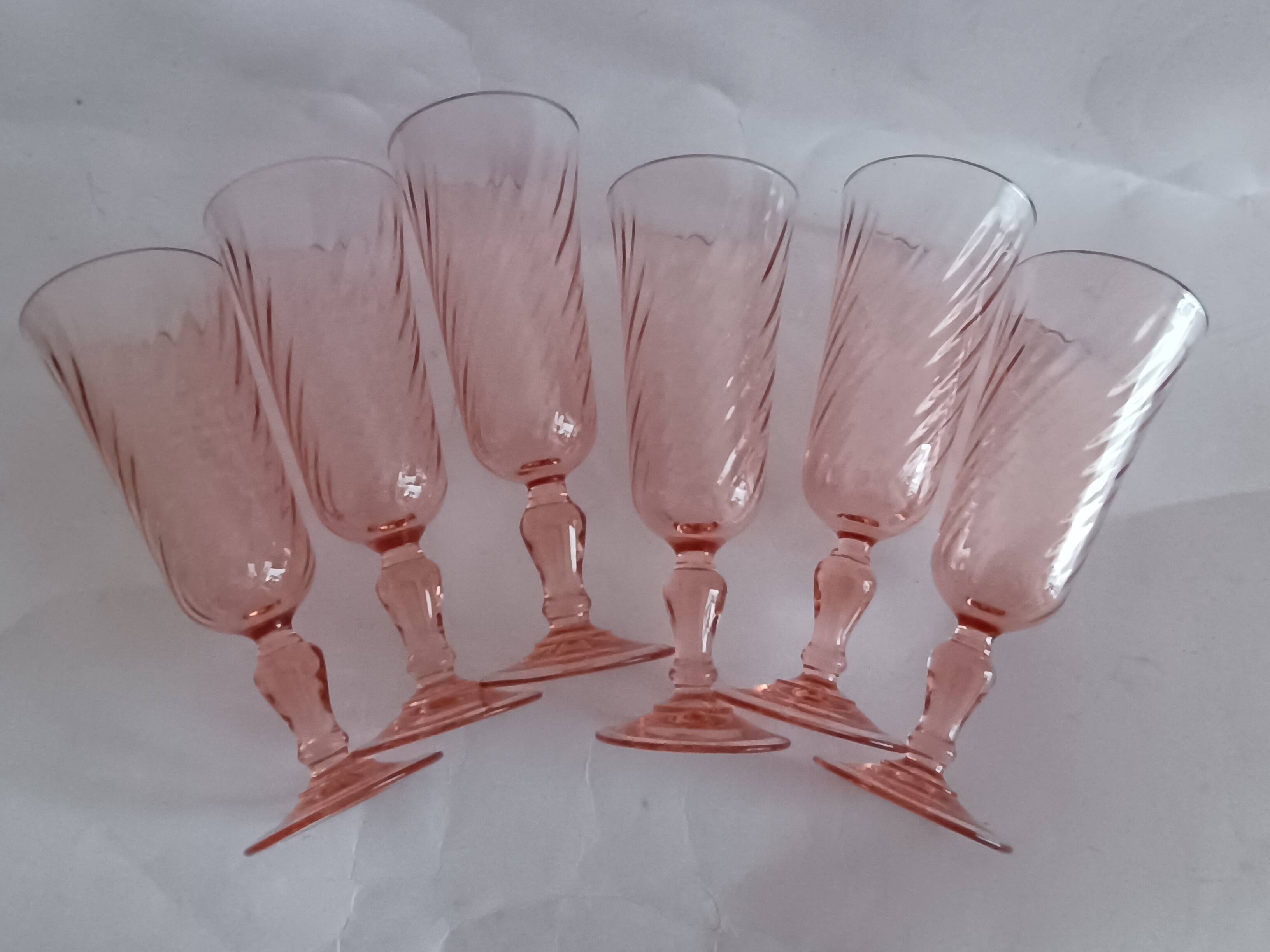 Luminarc Rosaline champagne flutes
