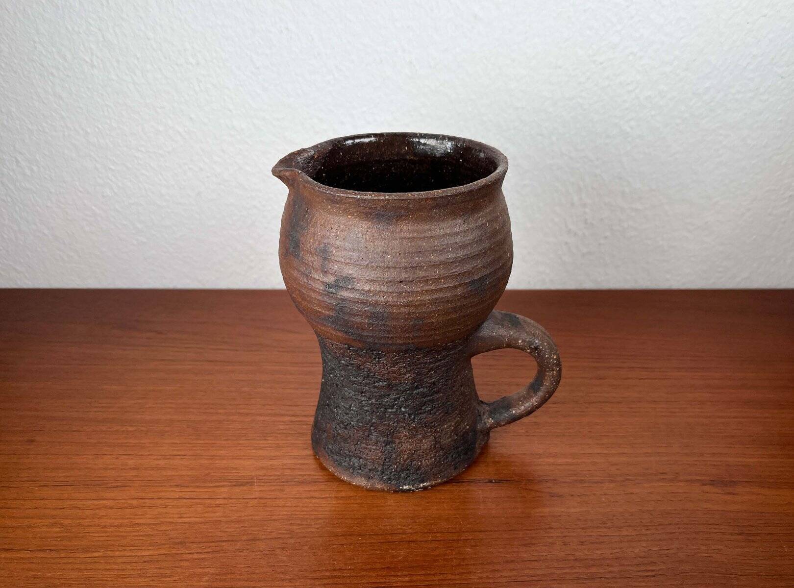 Carafe Vase de Pottery de Studio Allemand Brutaliste Mid-Century Modern par Gerhard Liebenthron, 1974