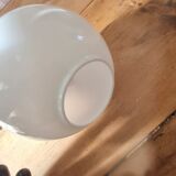 Opaline and porcelain wall light