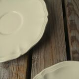 7 large saucers Sarreguemines in off-white faience