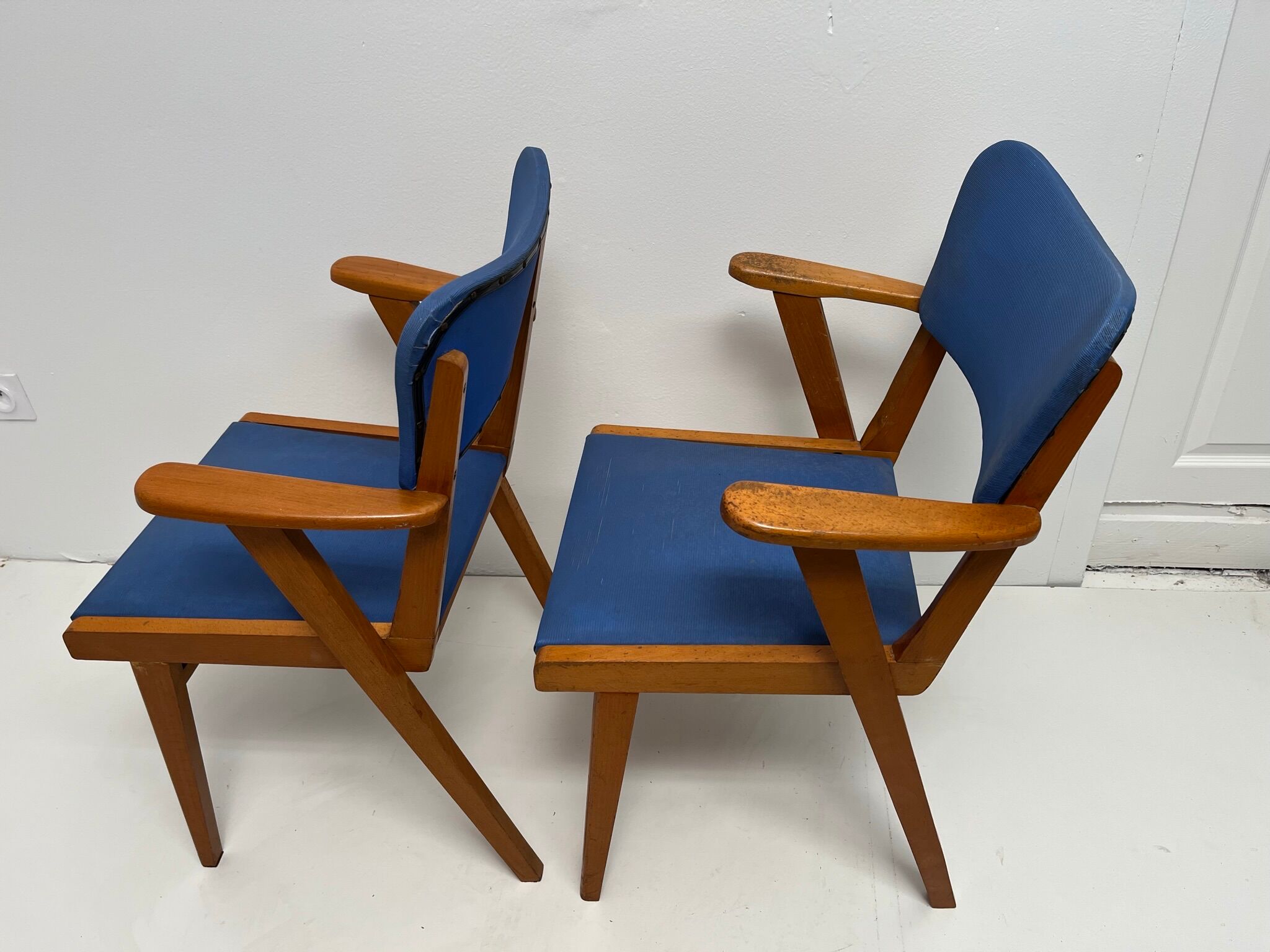 Pair of chairs bridge 50s