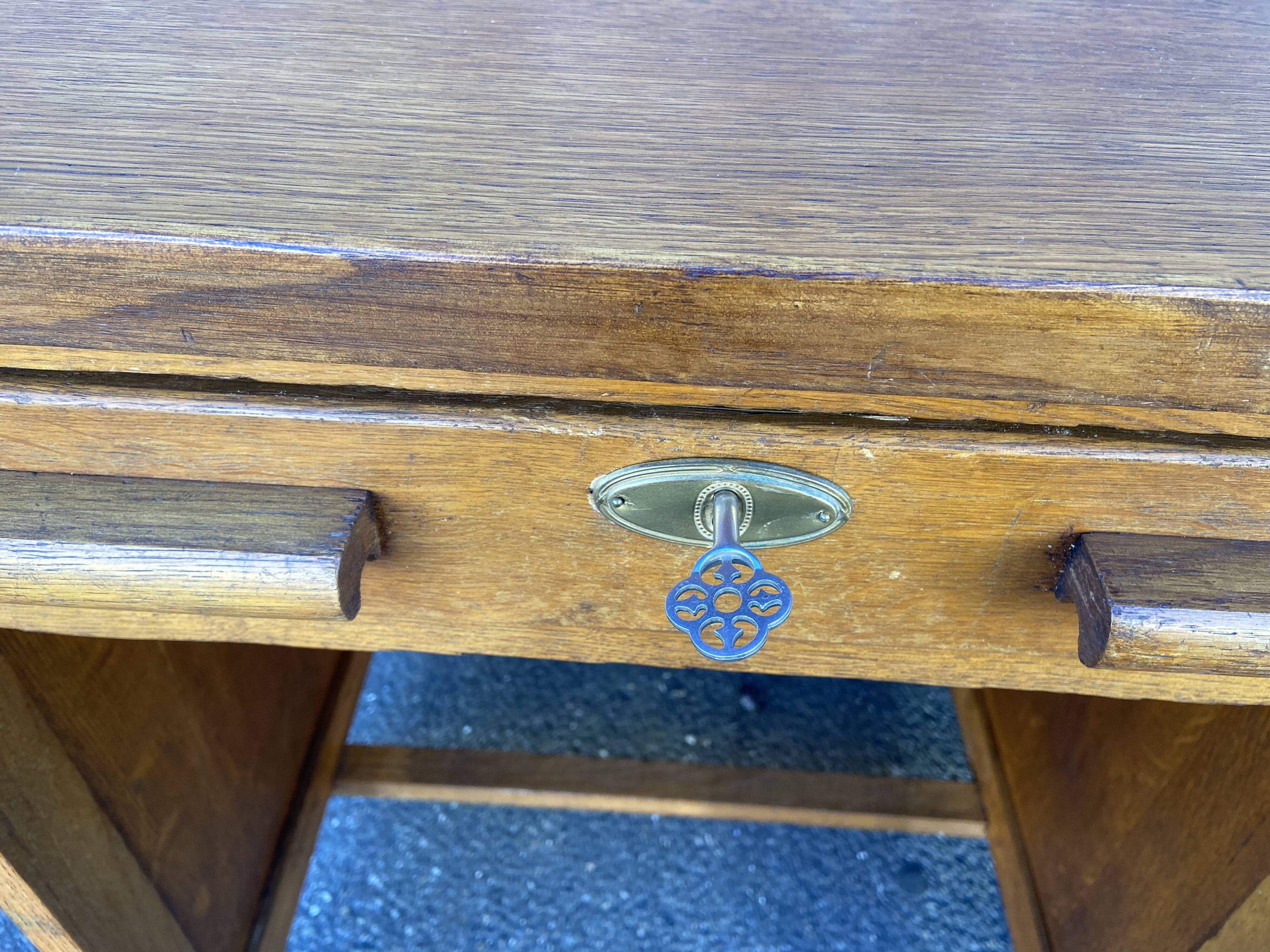 Bureau administratif vintage Mullca Delagrave 1950