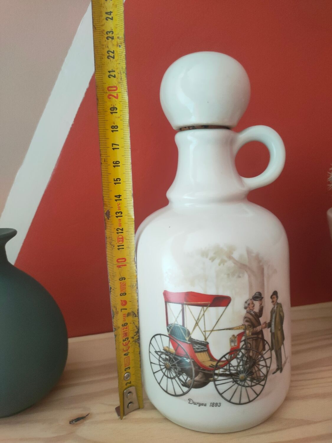 Carafe porcelain antique decorations