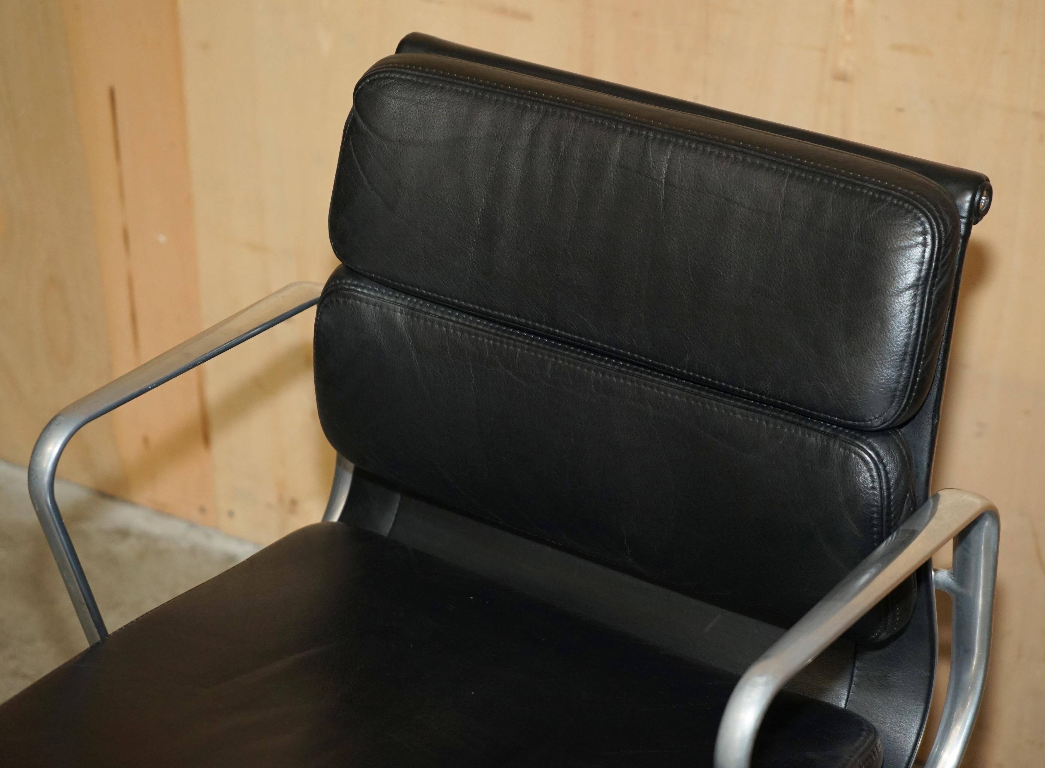VITRA EAMES EA 217 / 219 swivel office chair leather