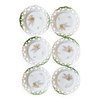 6 assiettes à desserts en porcelaine ajourée