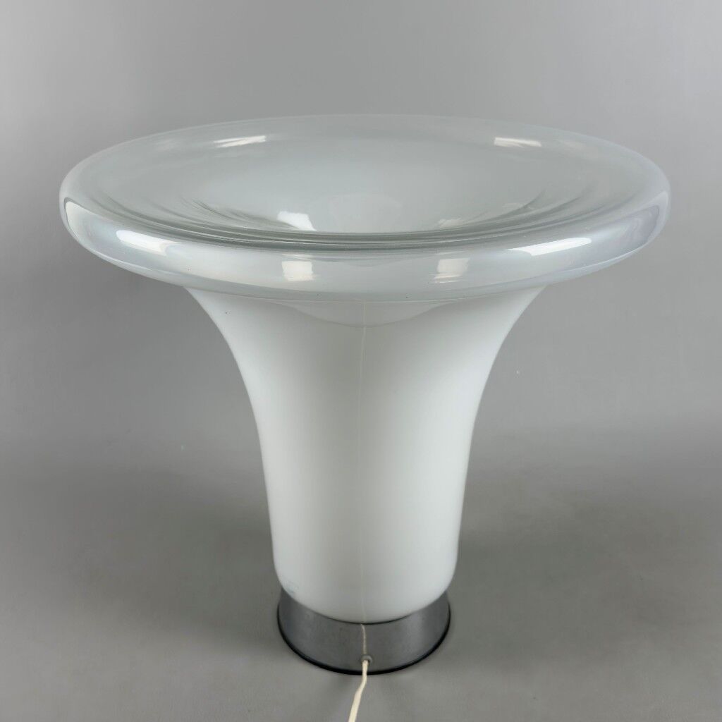 Vistosi large table lamp Murano opal glass Space Age design 1970s