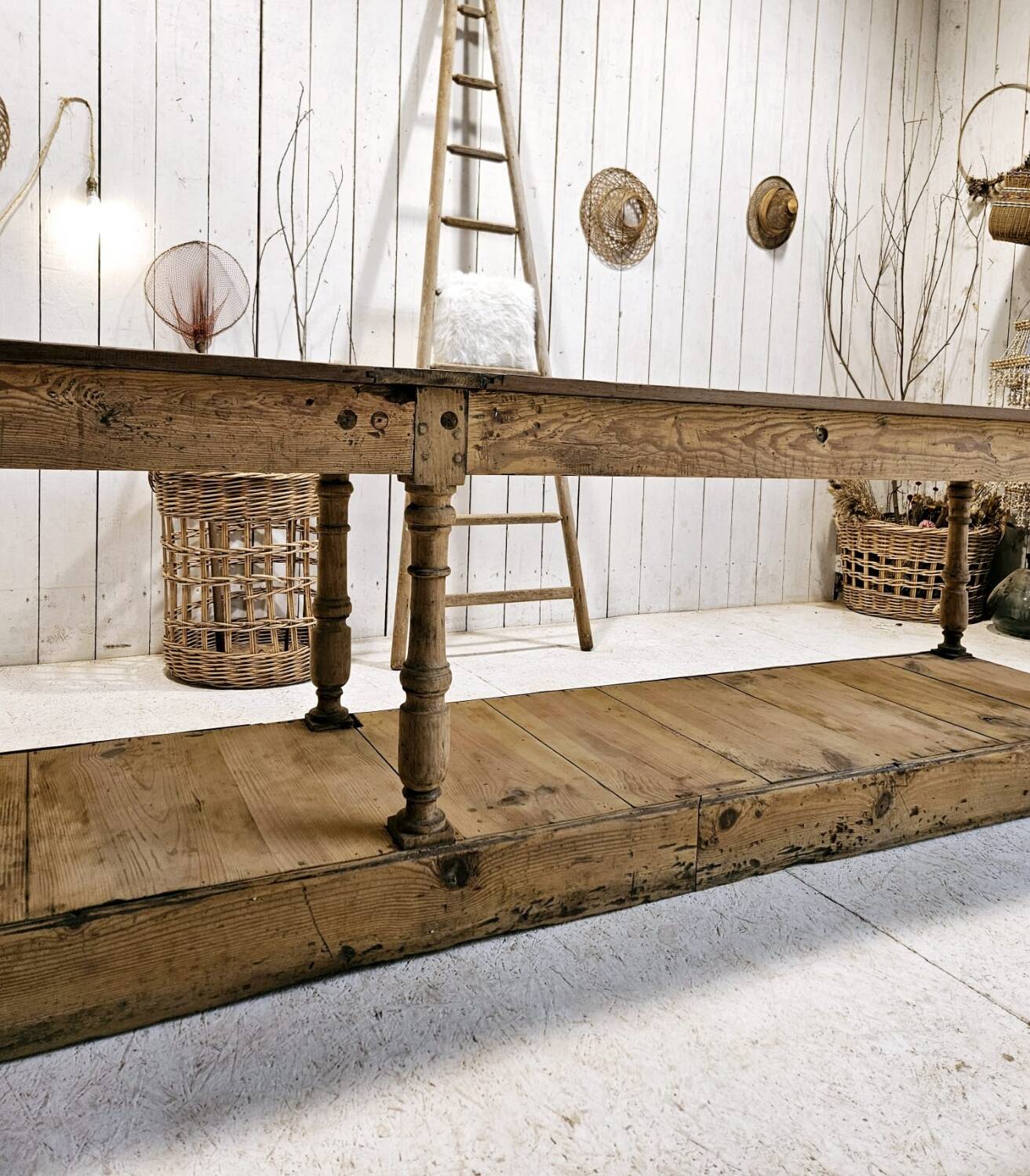 Diva 19th century in 3m draper's table