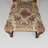 Pair of neo-Gothic chairs in Carved Walnut circa 1890