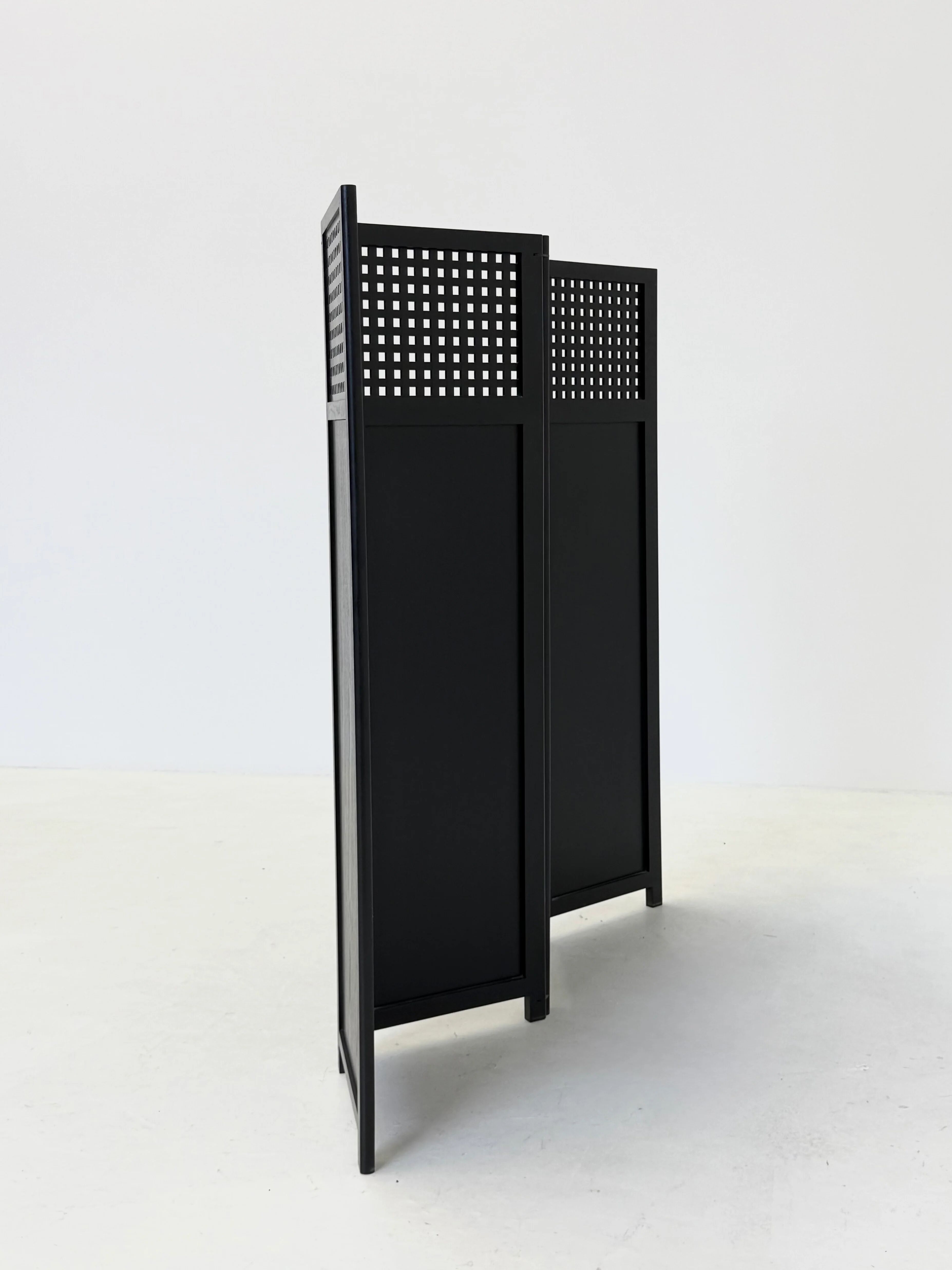 Room divider by Umberto Asnago for Giorgetti