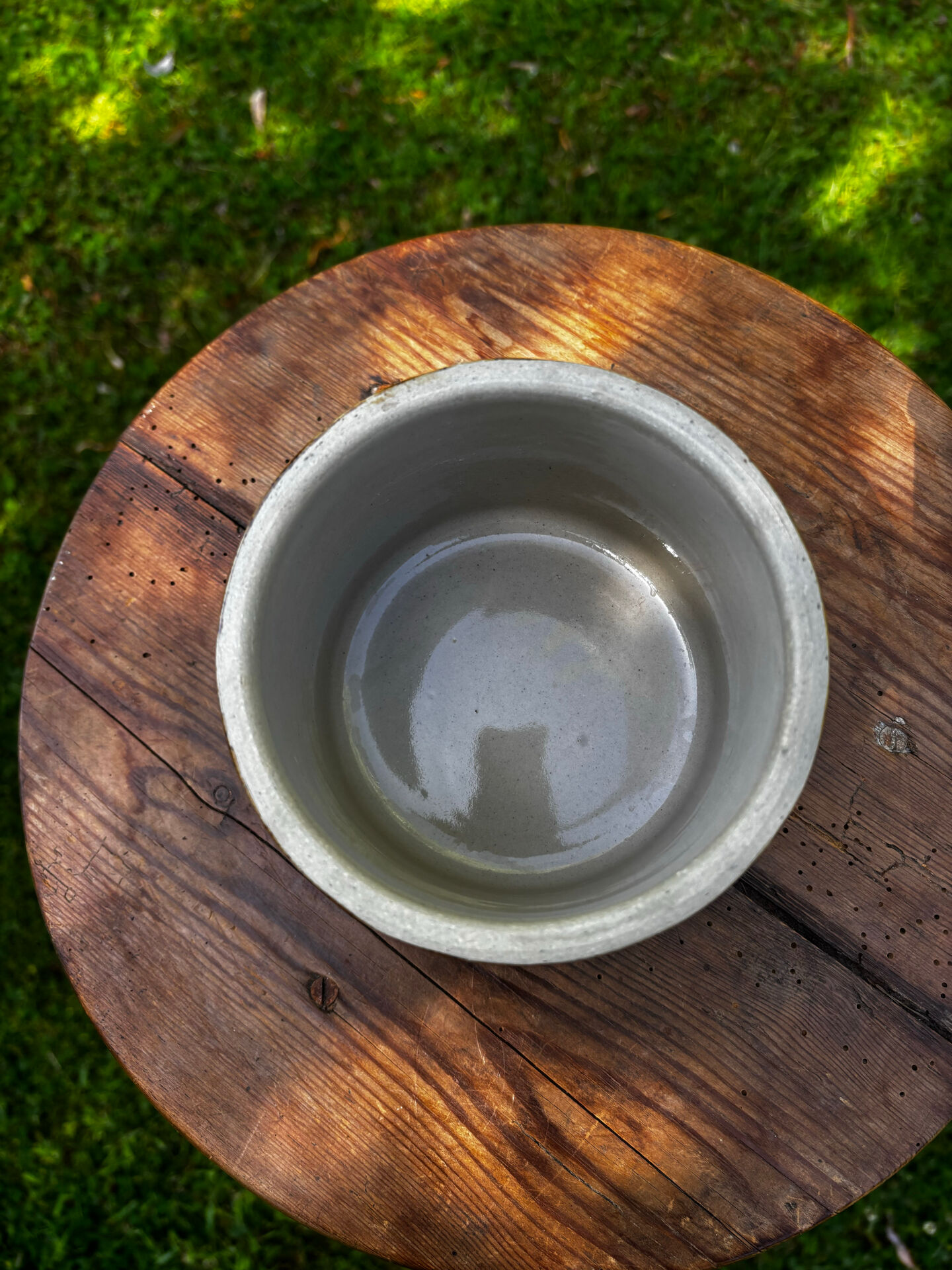 Vintage beurrier à eau en grès du berry