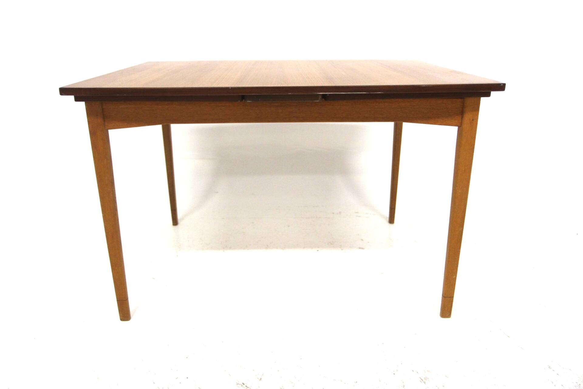 Table de salle à manger "portefeuille" en teck, Suède, 1960