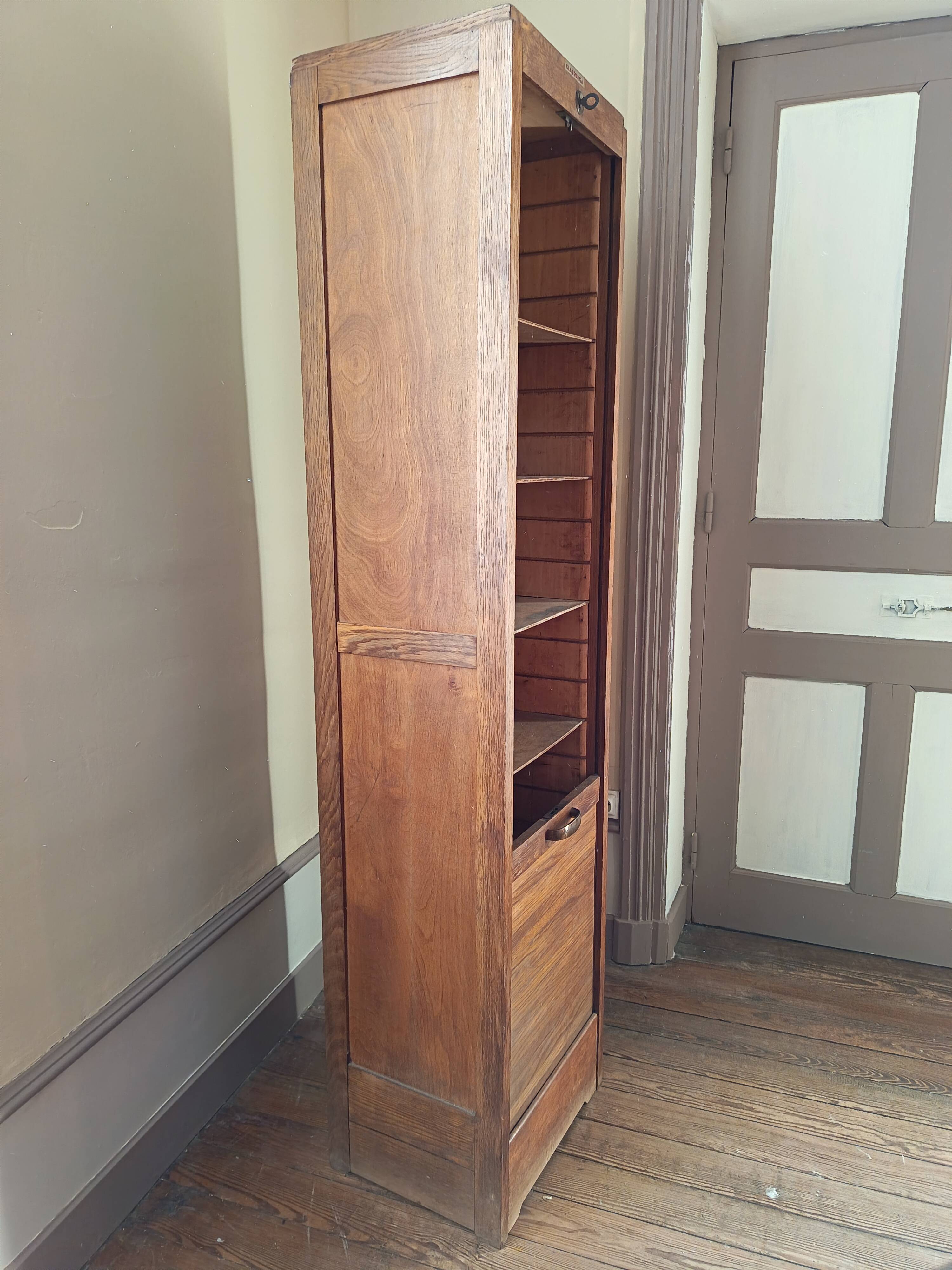 Large curtain cabinet "Classorga" early 20th century