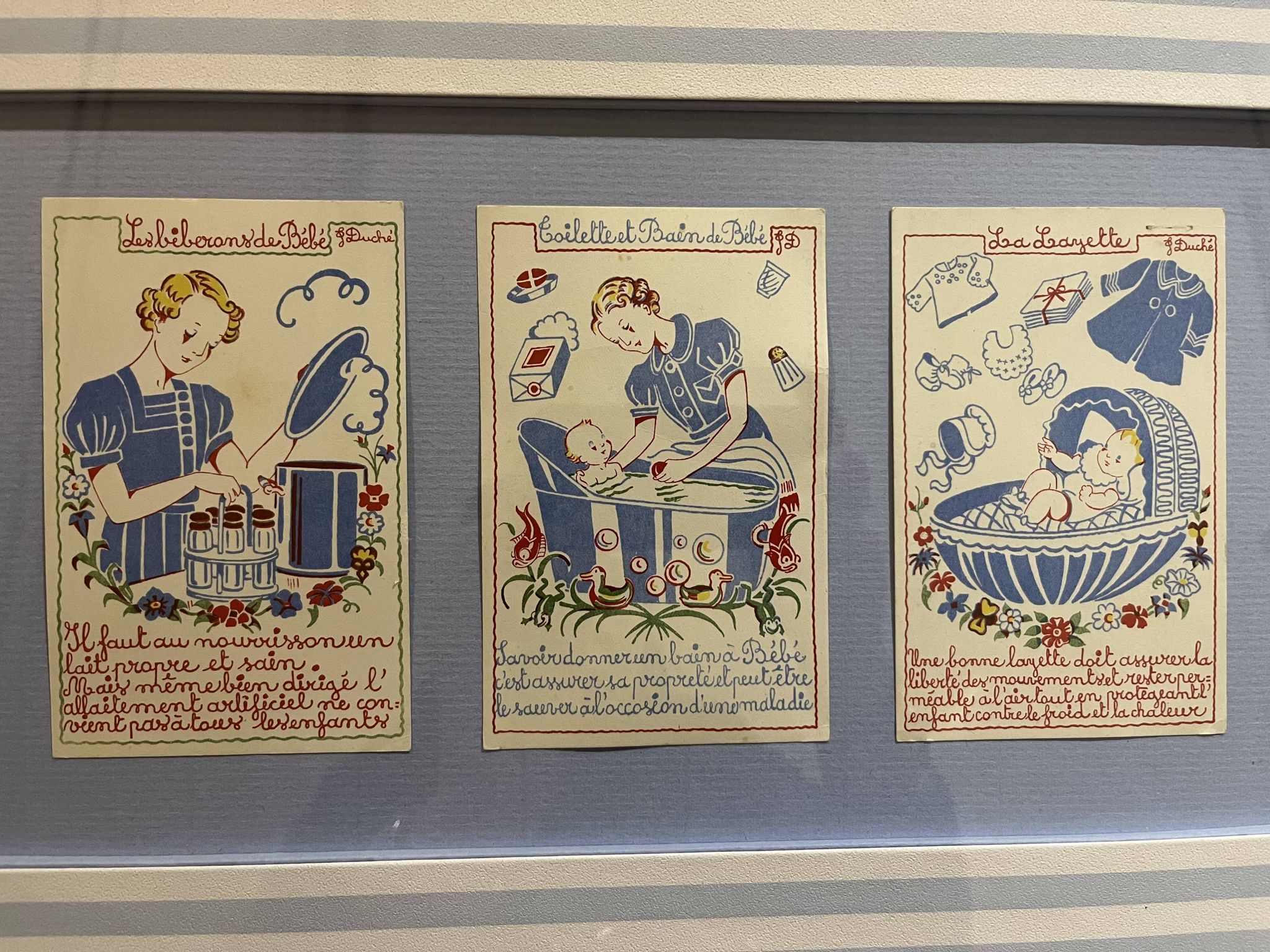 3 illustrations anciennes de puériculture encadrées