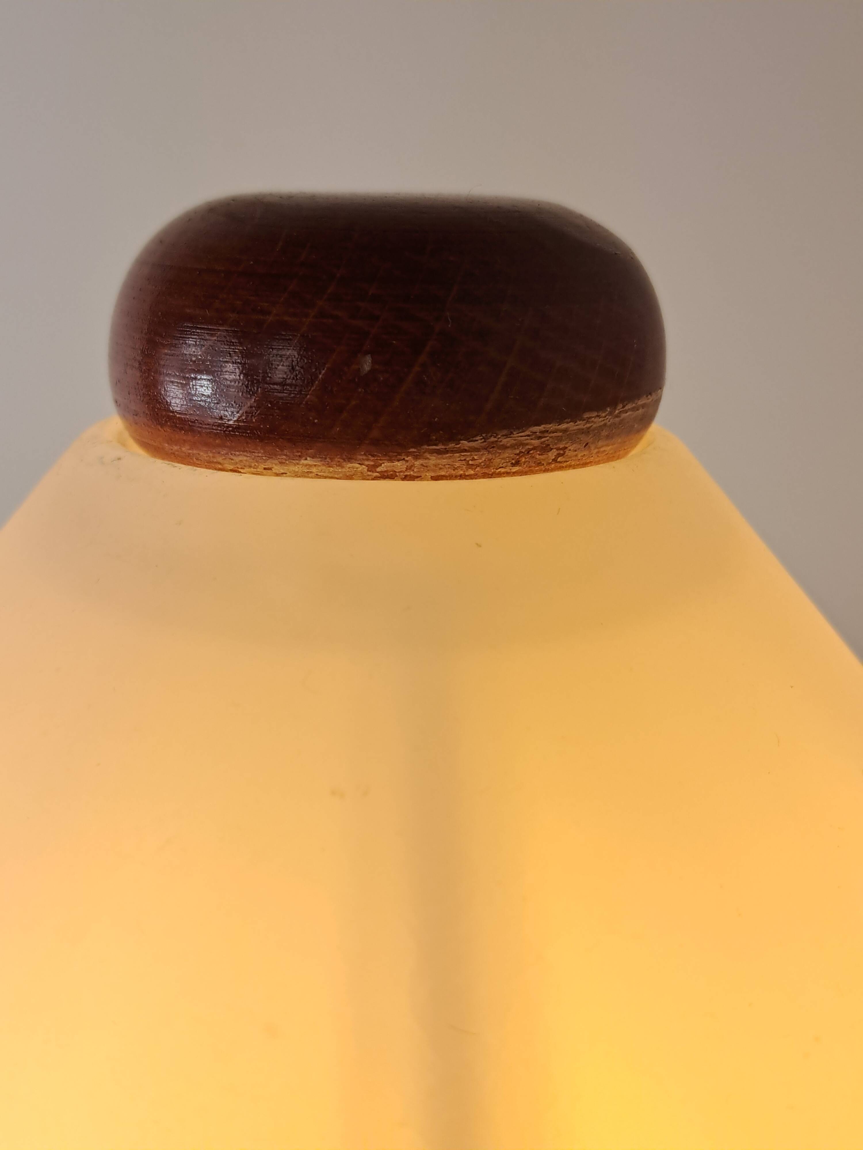Vintage hem glass lampshade bedside lamp