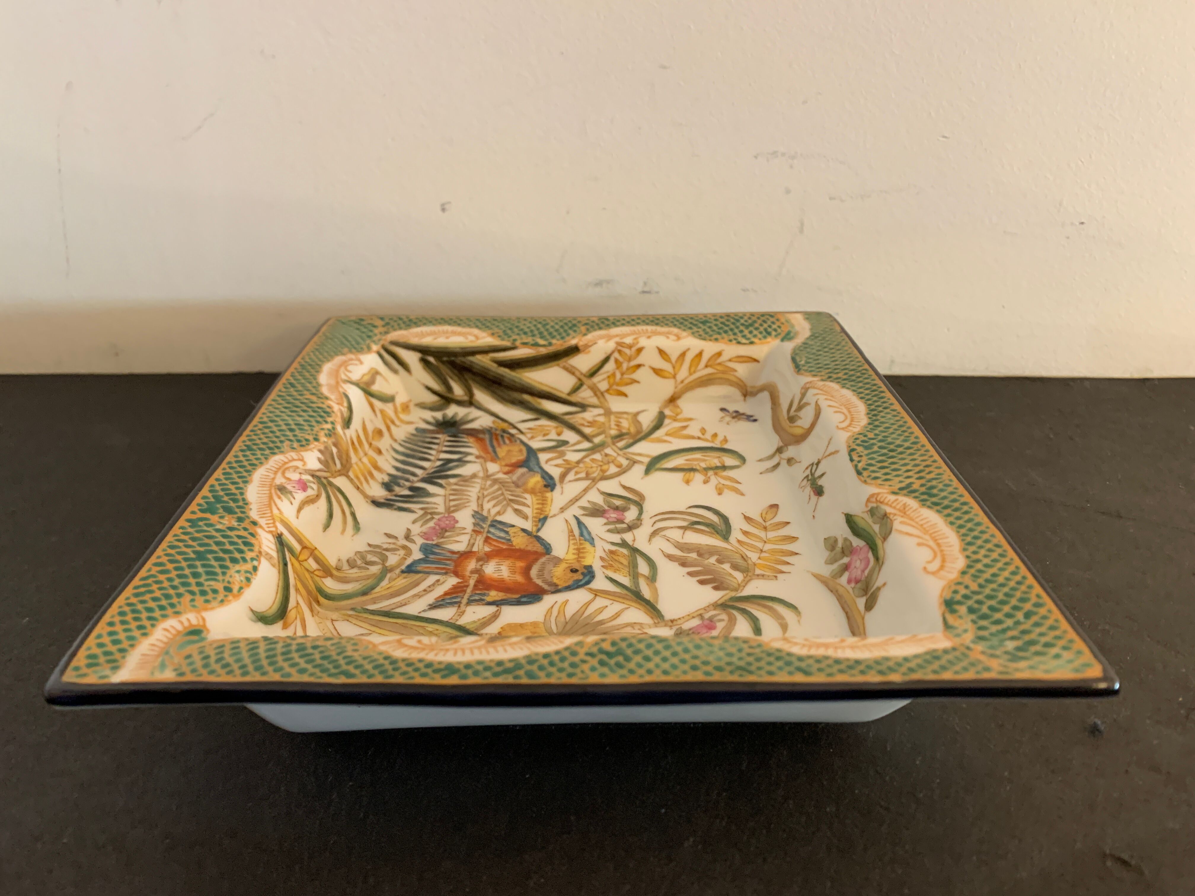 Empty hand-painted porcelain pocket Fabienne Jouvin