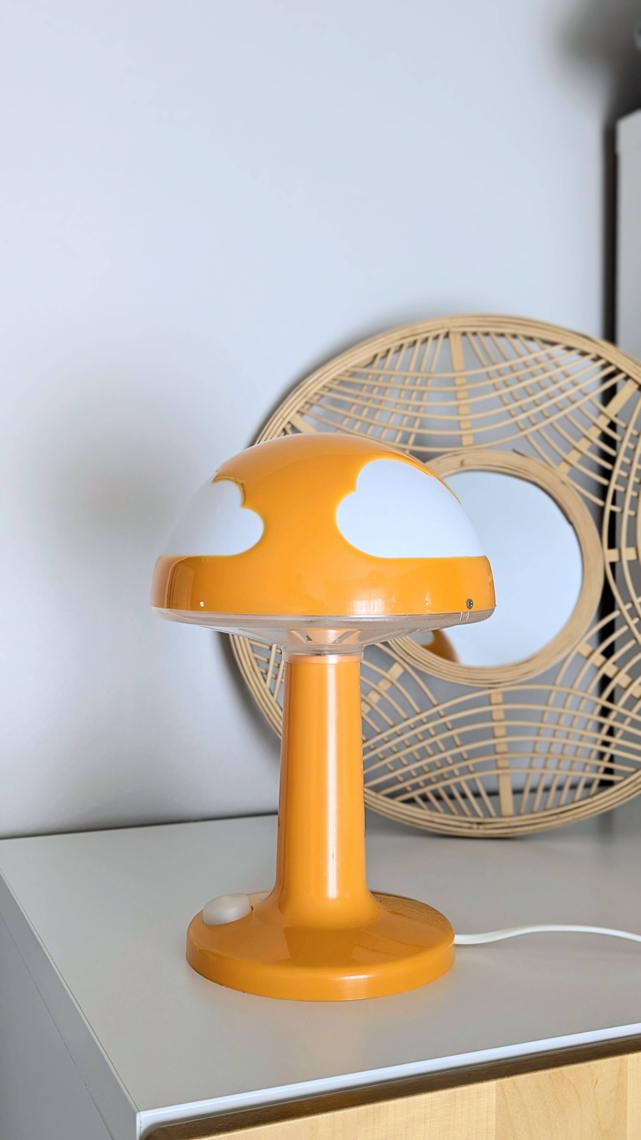 Ikea Skojig orange lamp (L-0145)