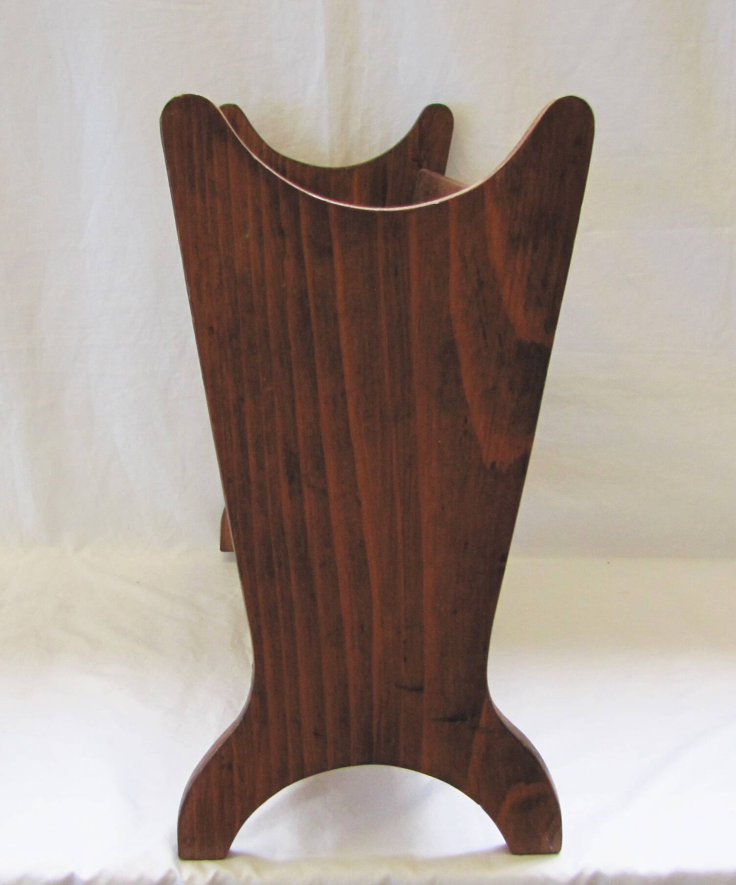 wooden magazine rack n°1