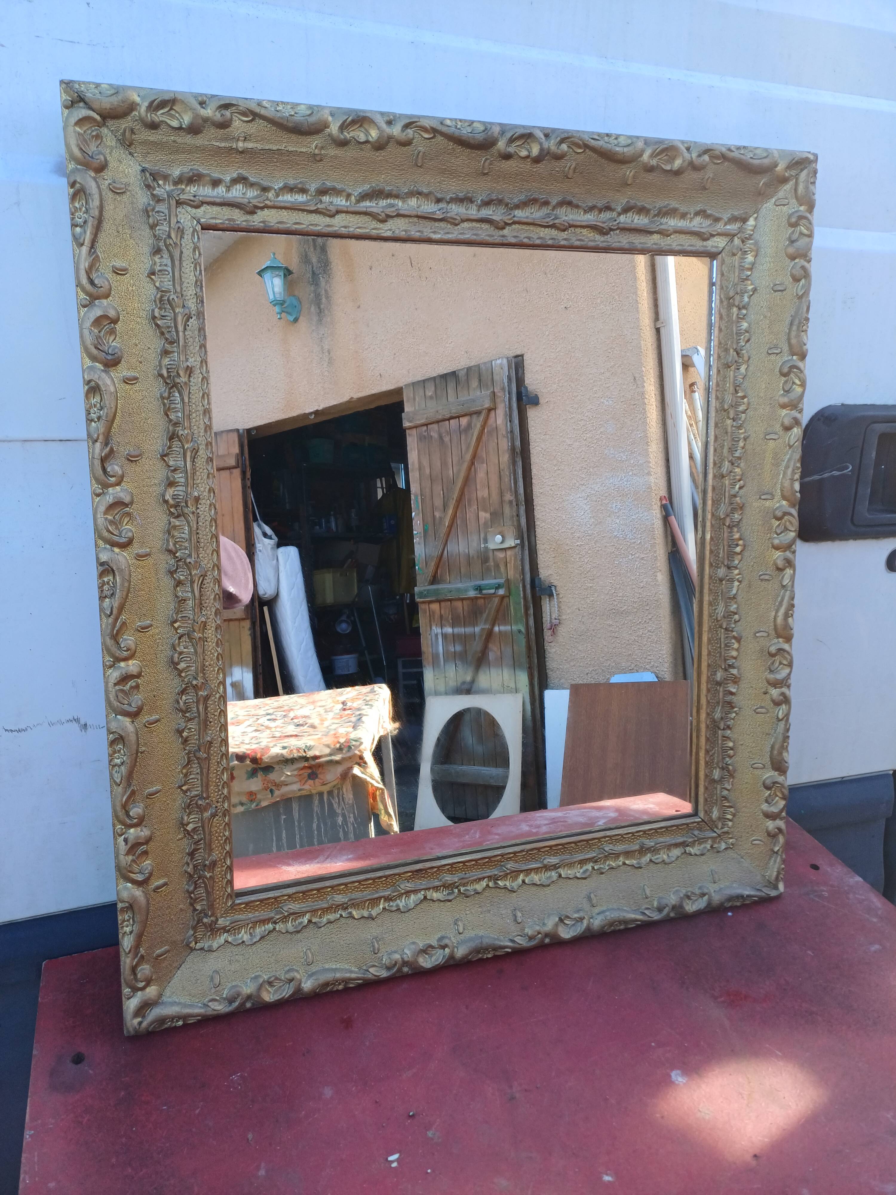 Mirror Wood and gilded Stuk