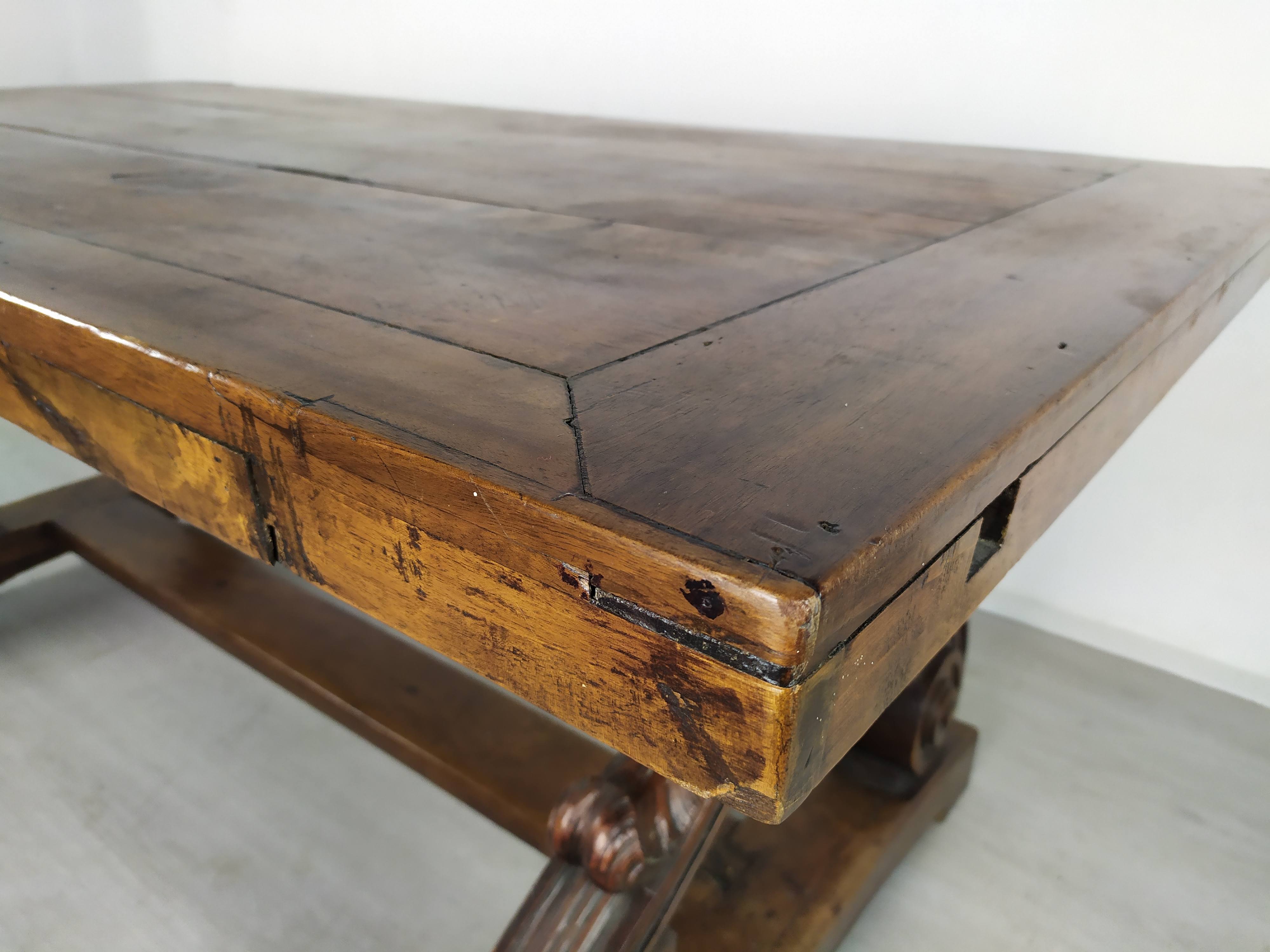 Spanish renaissance table