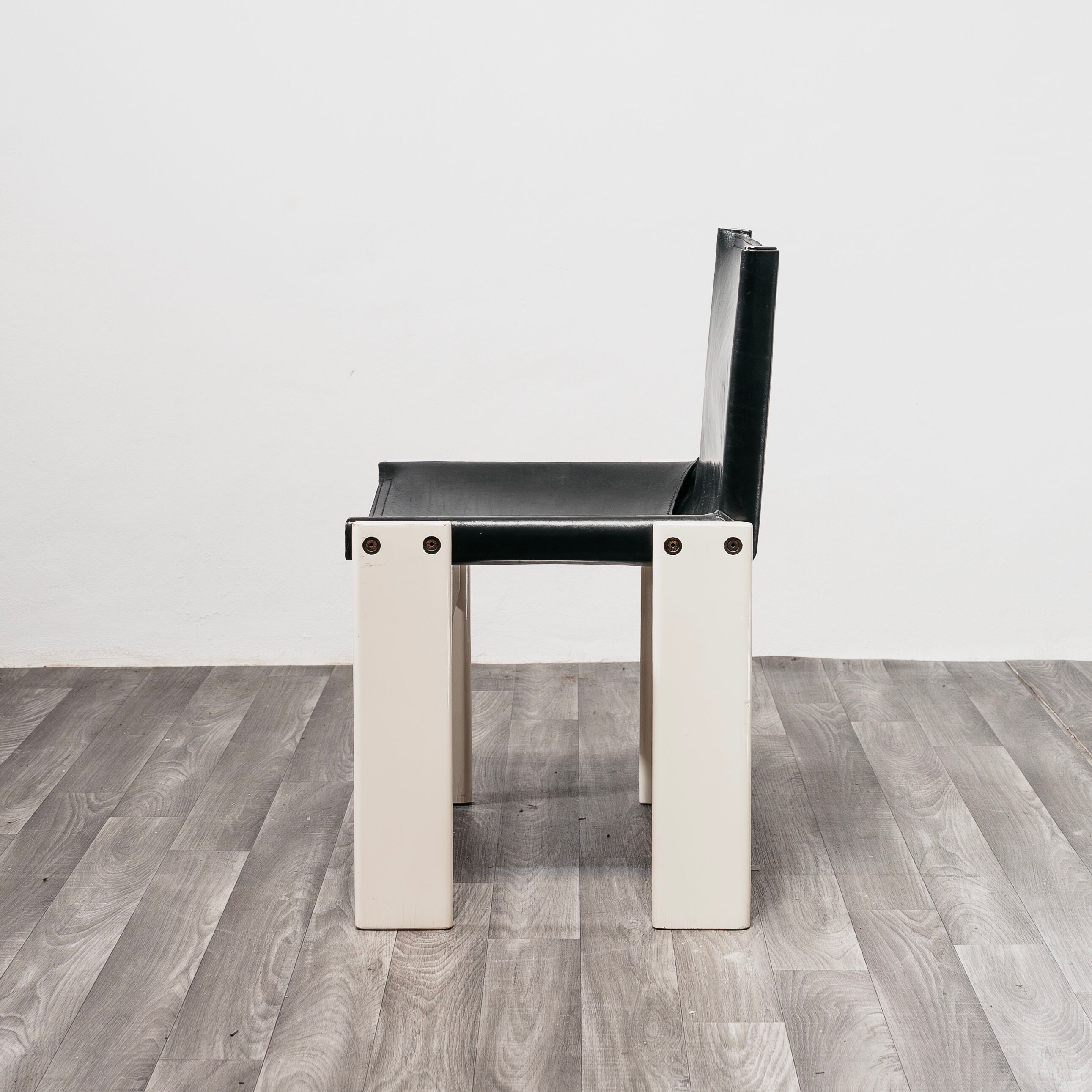 Ensemble de 4 chaises “Monk” Afra & Tobia Scarpa Molteni&C Édition Rare 1980