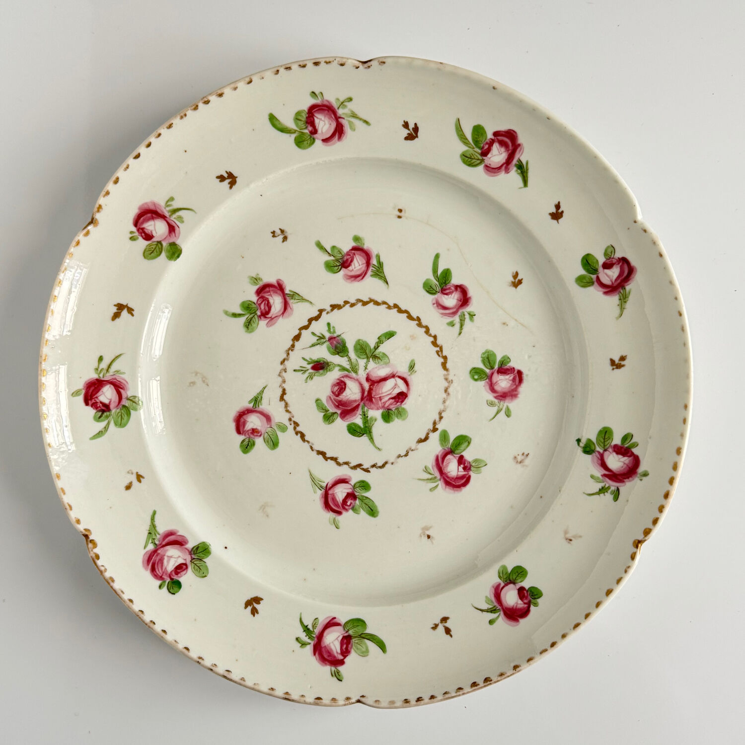 Niderviller porcelain plate | decorated with small roses in the
