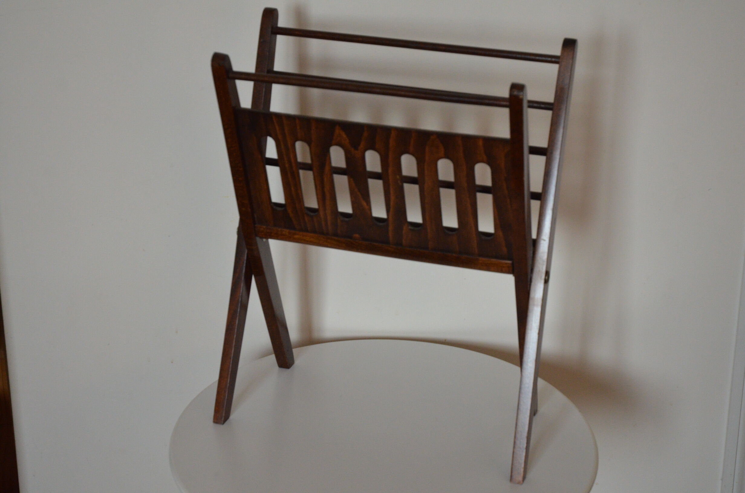 Wooden magazine holder