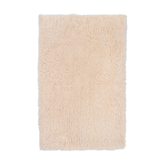 Nude flokati carpet 150 x 90cm