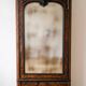 Armoire ancienne en noyer avec miroir