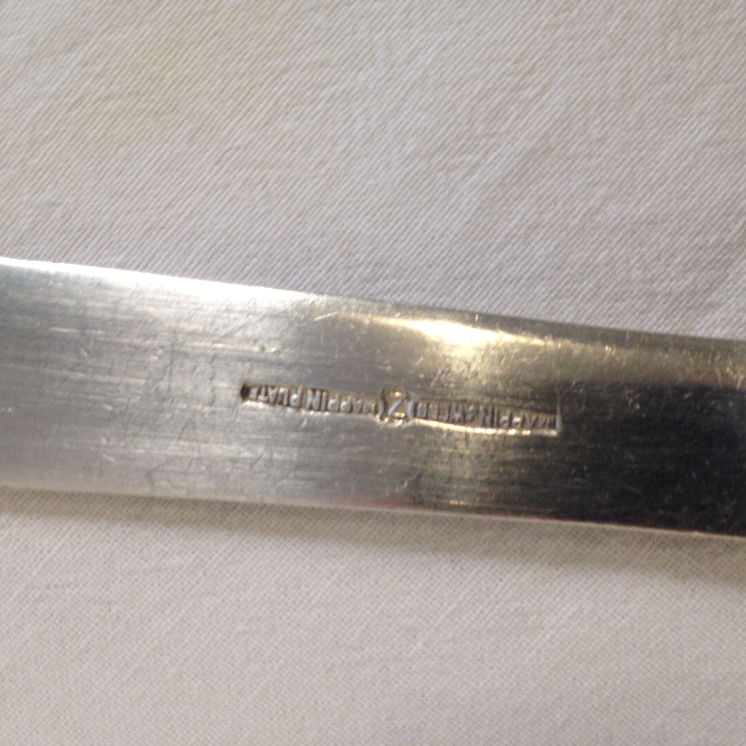 5 butter knives in silver metal Mappin & Webb