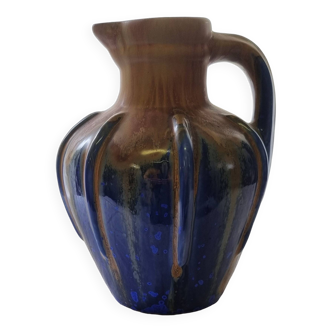 Ceramic jug