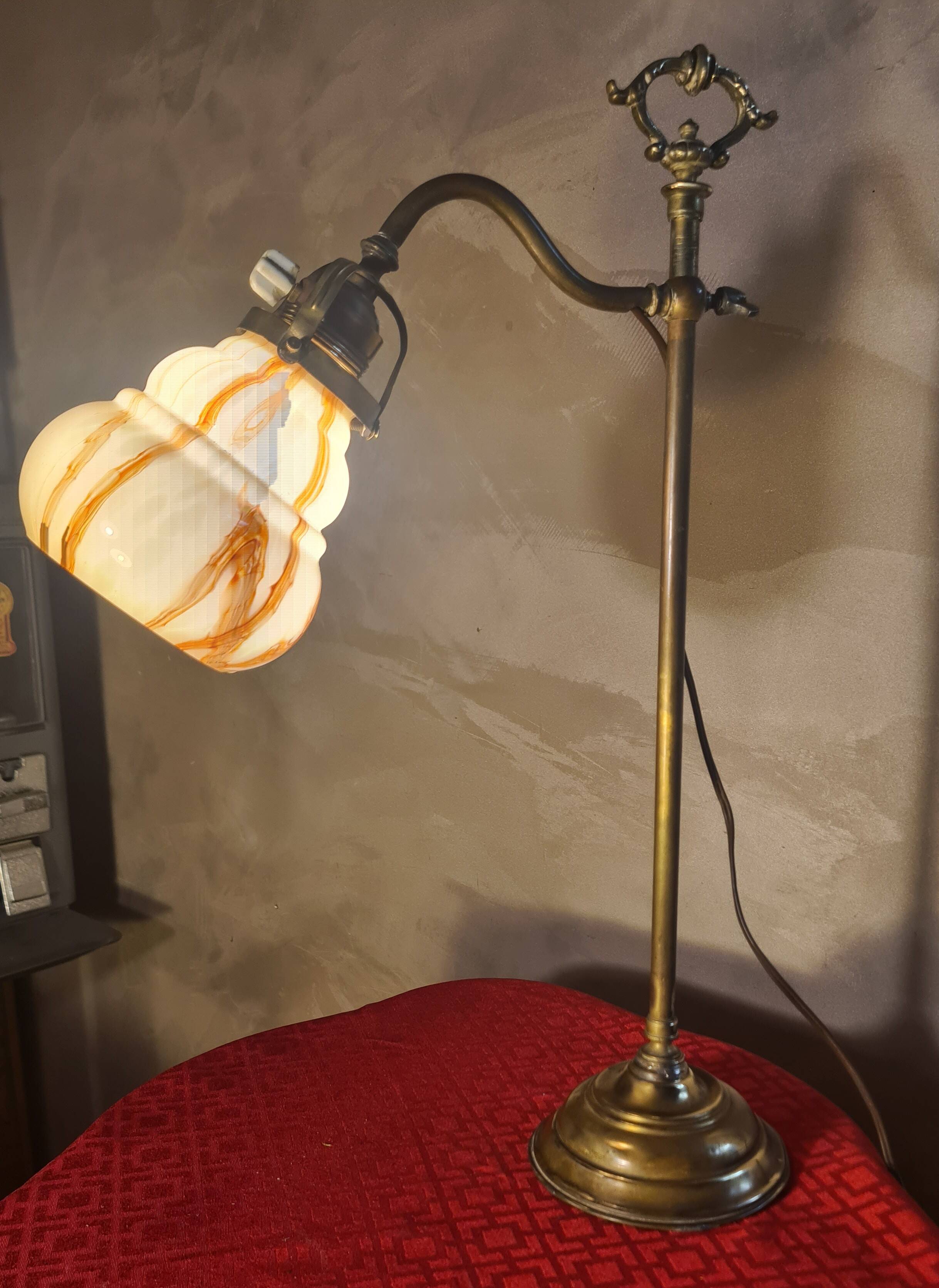 Lampe de bureau réglable ancienne en laiton et verre