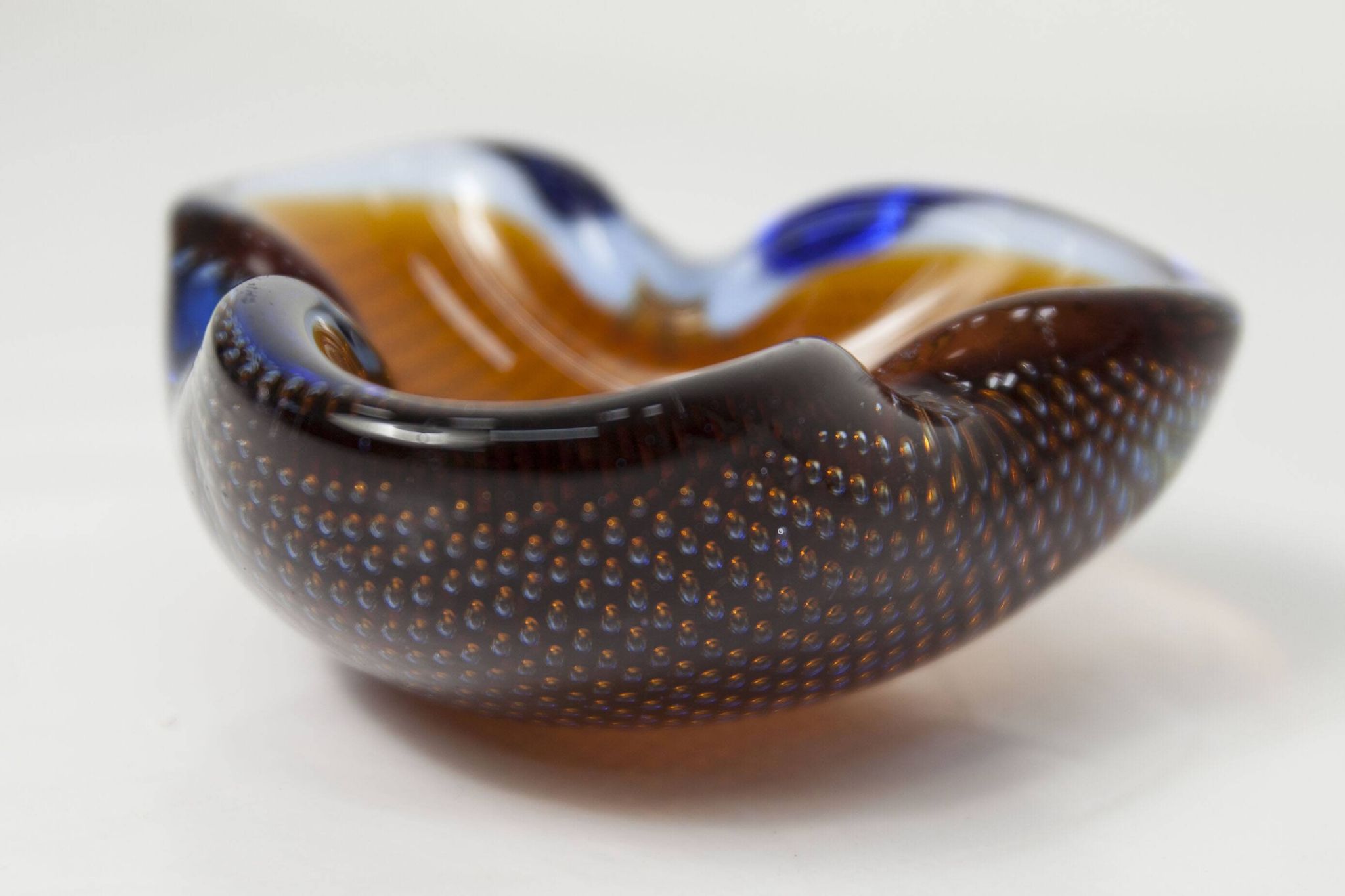 Cendrier Murano verre bullé orange bleu et transparent 1960