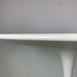 Eero Saarinen Tulip Dining Table white