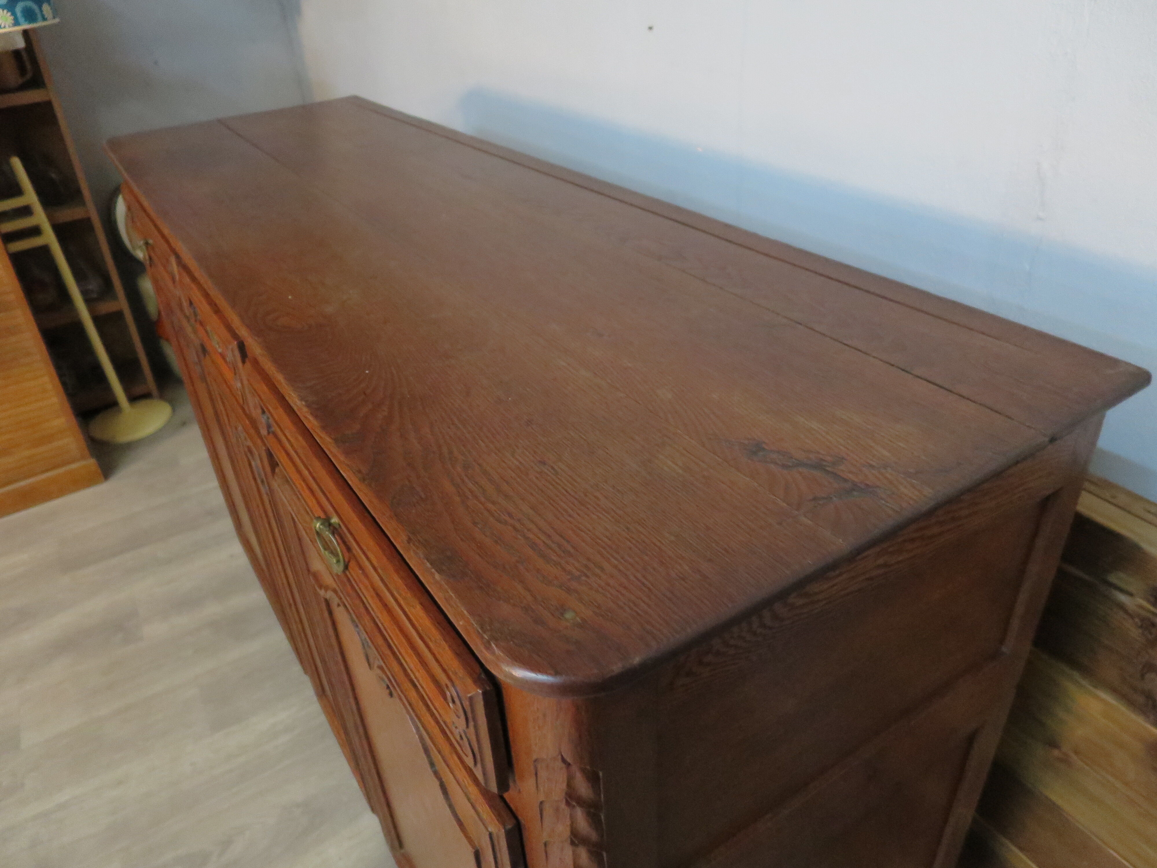 High sideboard in solid oak