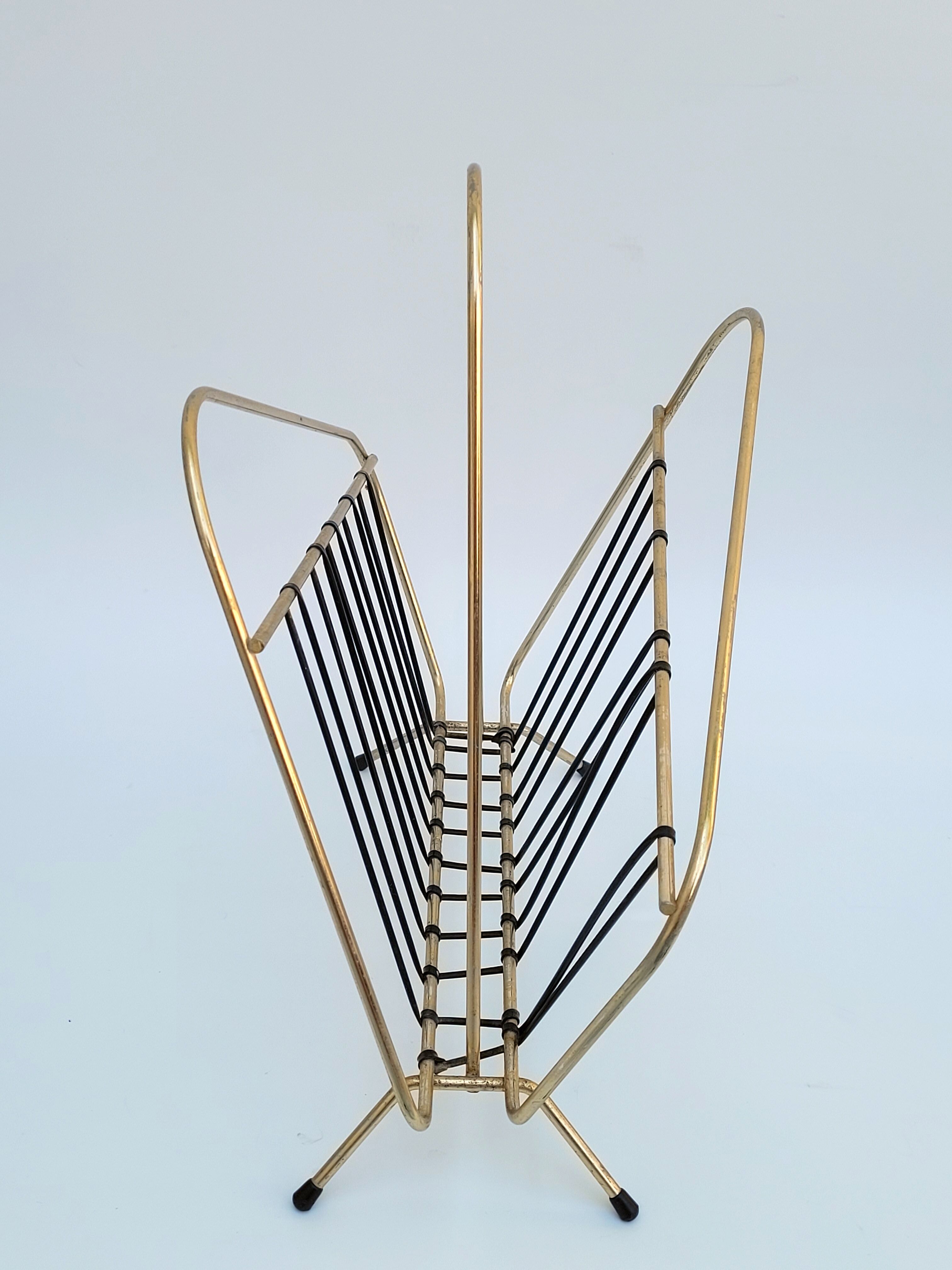 Magazine holder vintage brass wire and scoubidou 1950