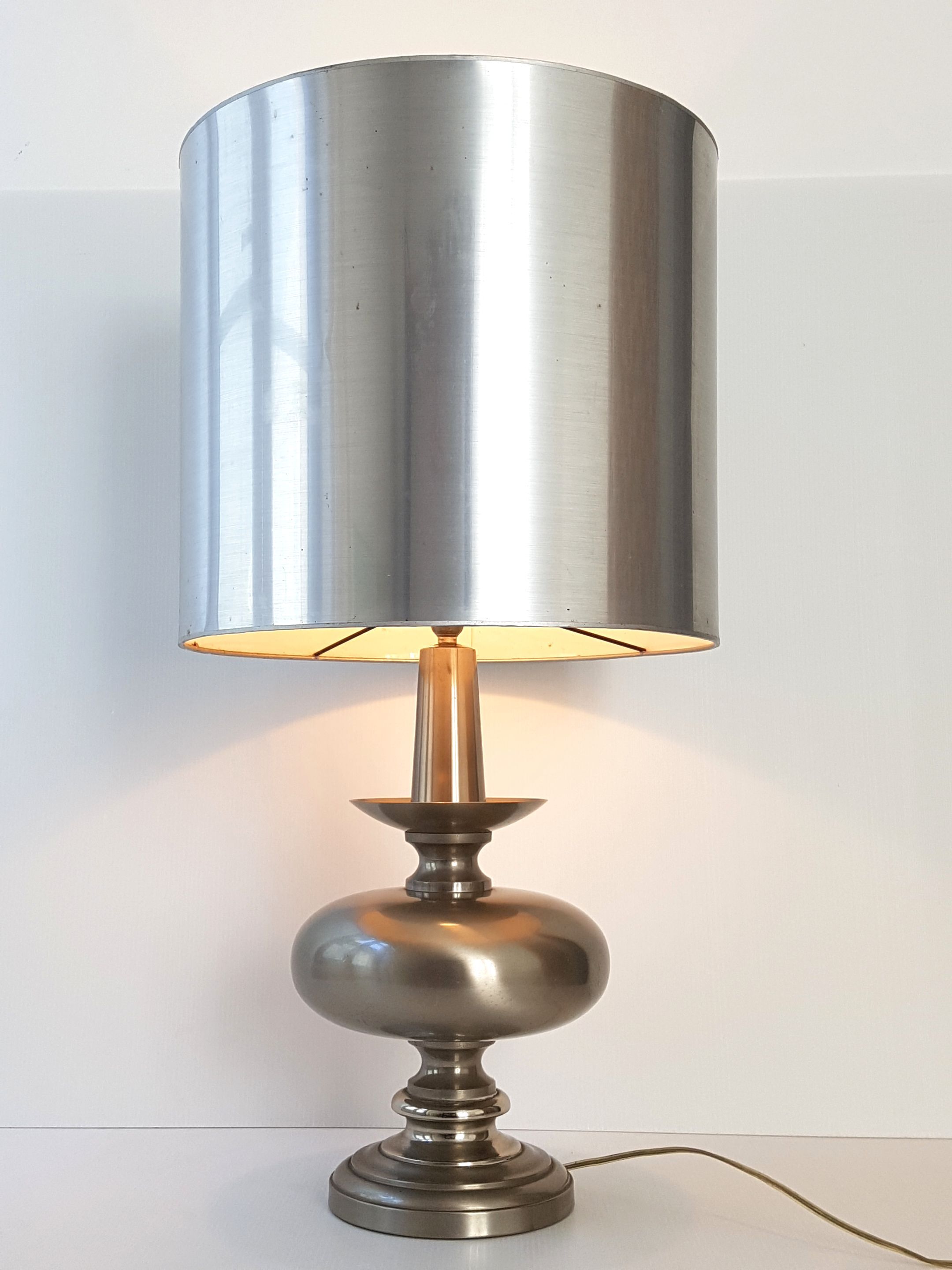 Vintage 1970 table lamp