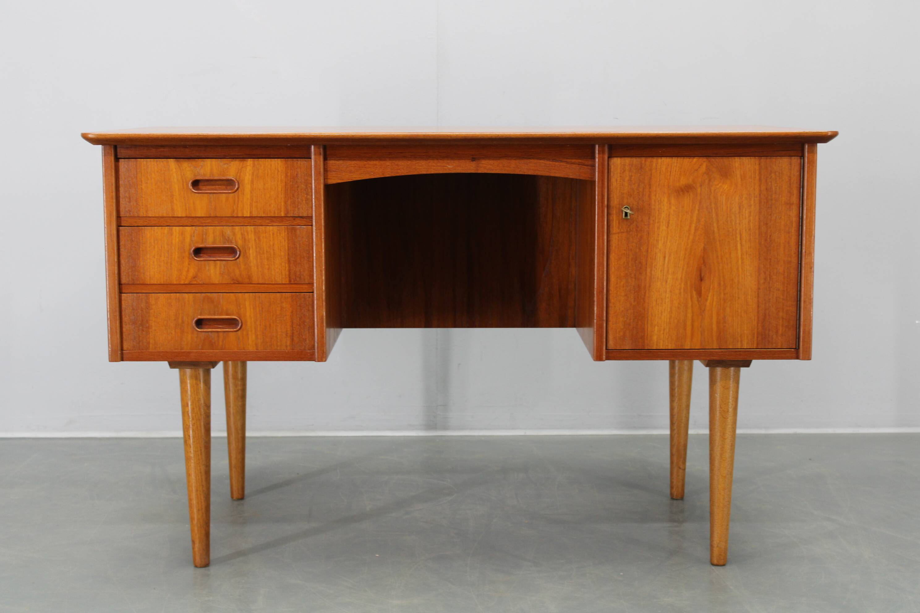 Danish mid-century modern teak writing desk with oak legs, 1960s