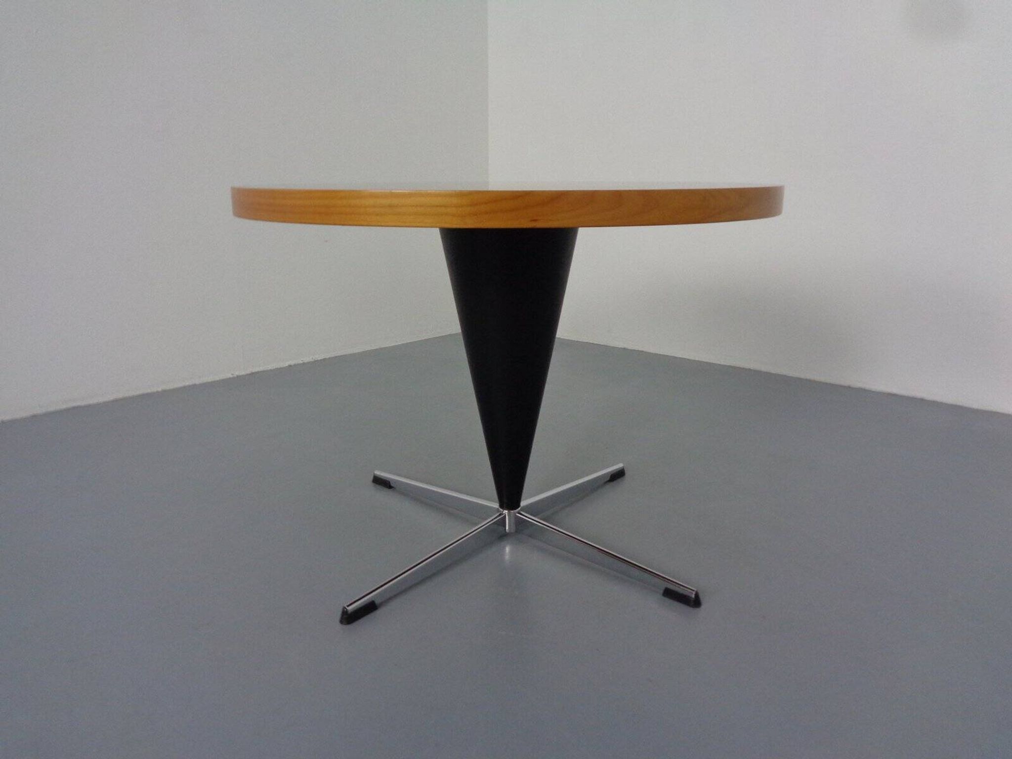 Early Cone Table by Verner Panton for Plus-Linje, 1950s