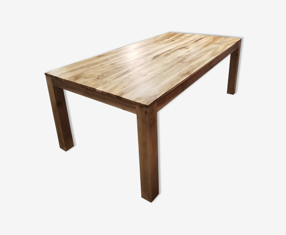 Table noyer brut