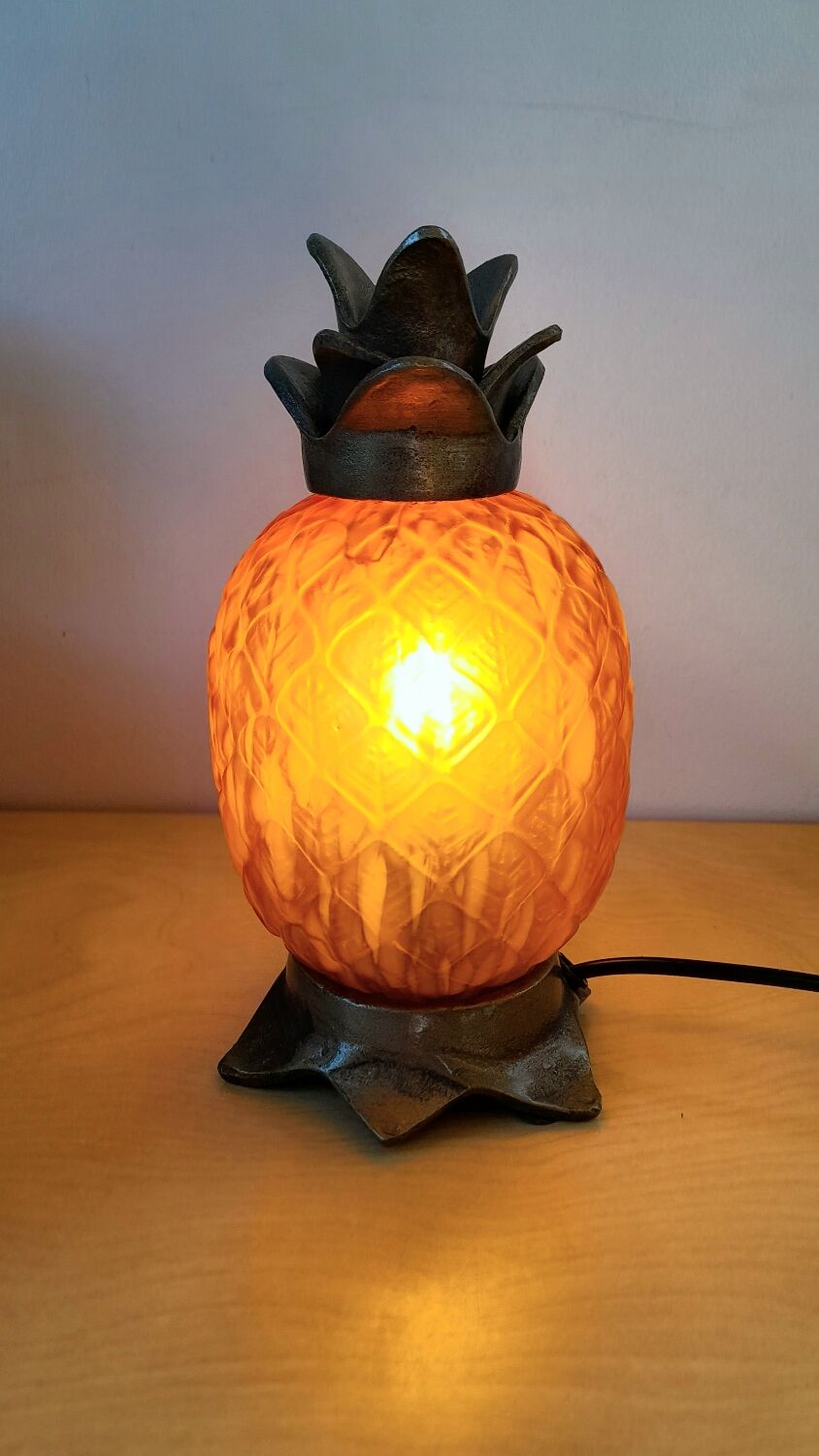 Pineapple lamp