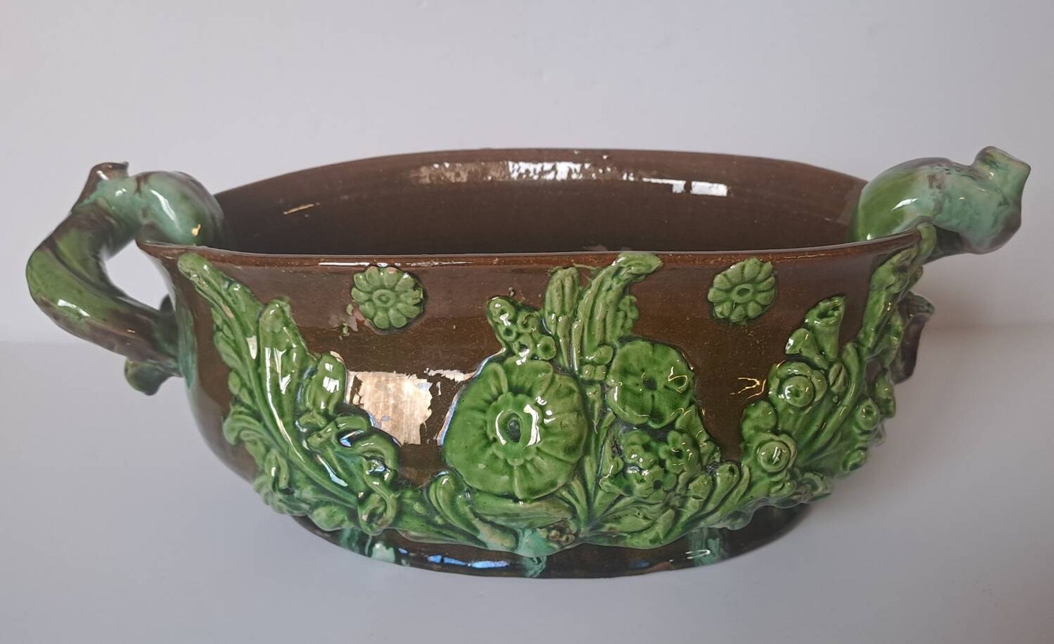 Jardinière en barbotine