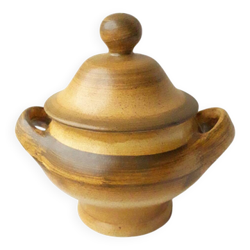 Ceramic soup tureen