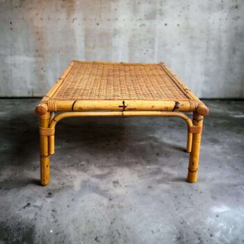 Table basse en bambou et rotin vintage