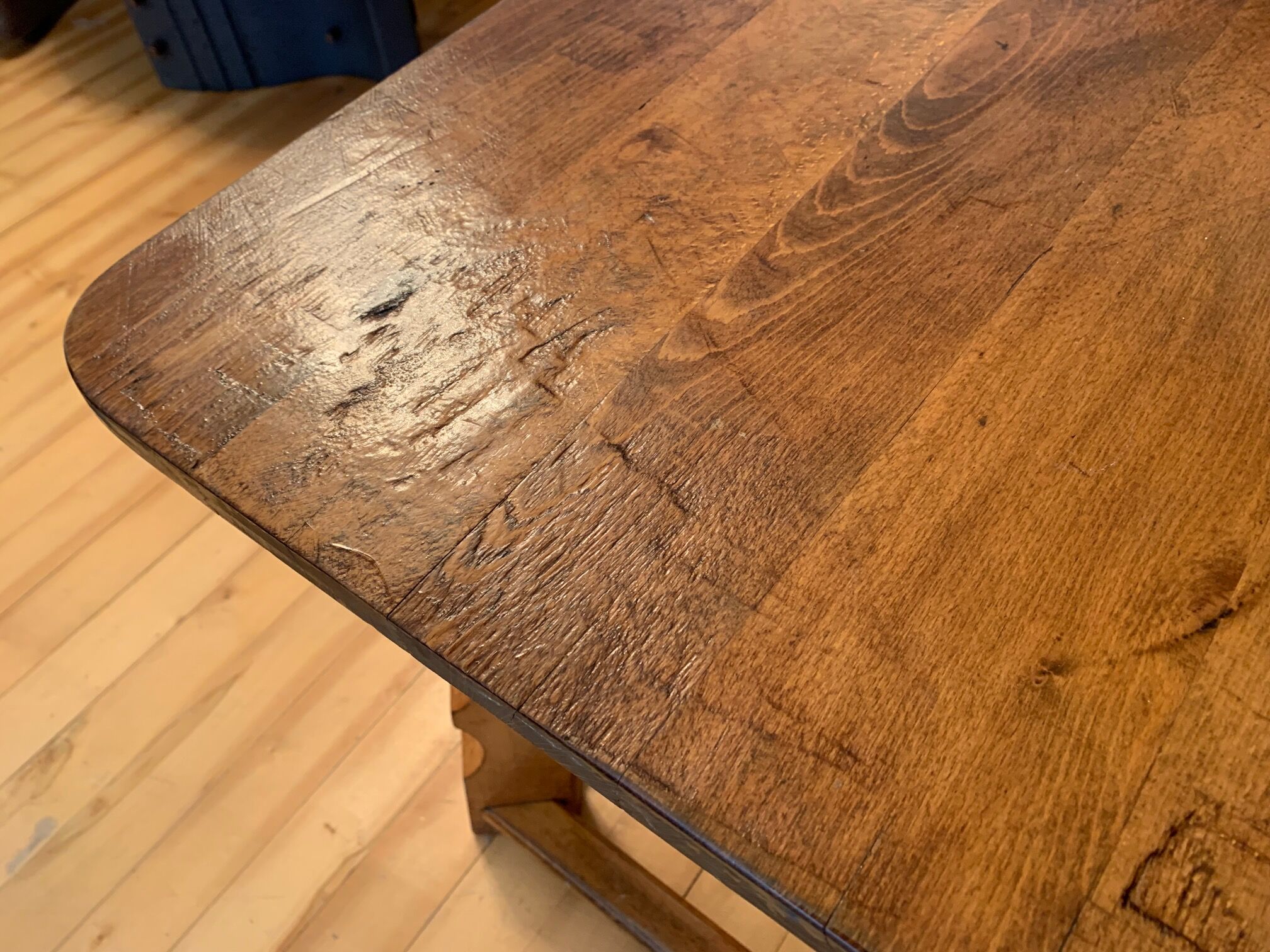Table tyrolienne Autriche années 1930