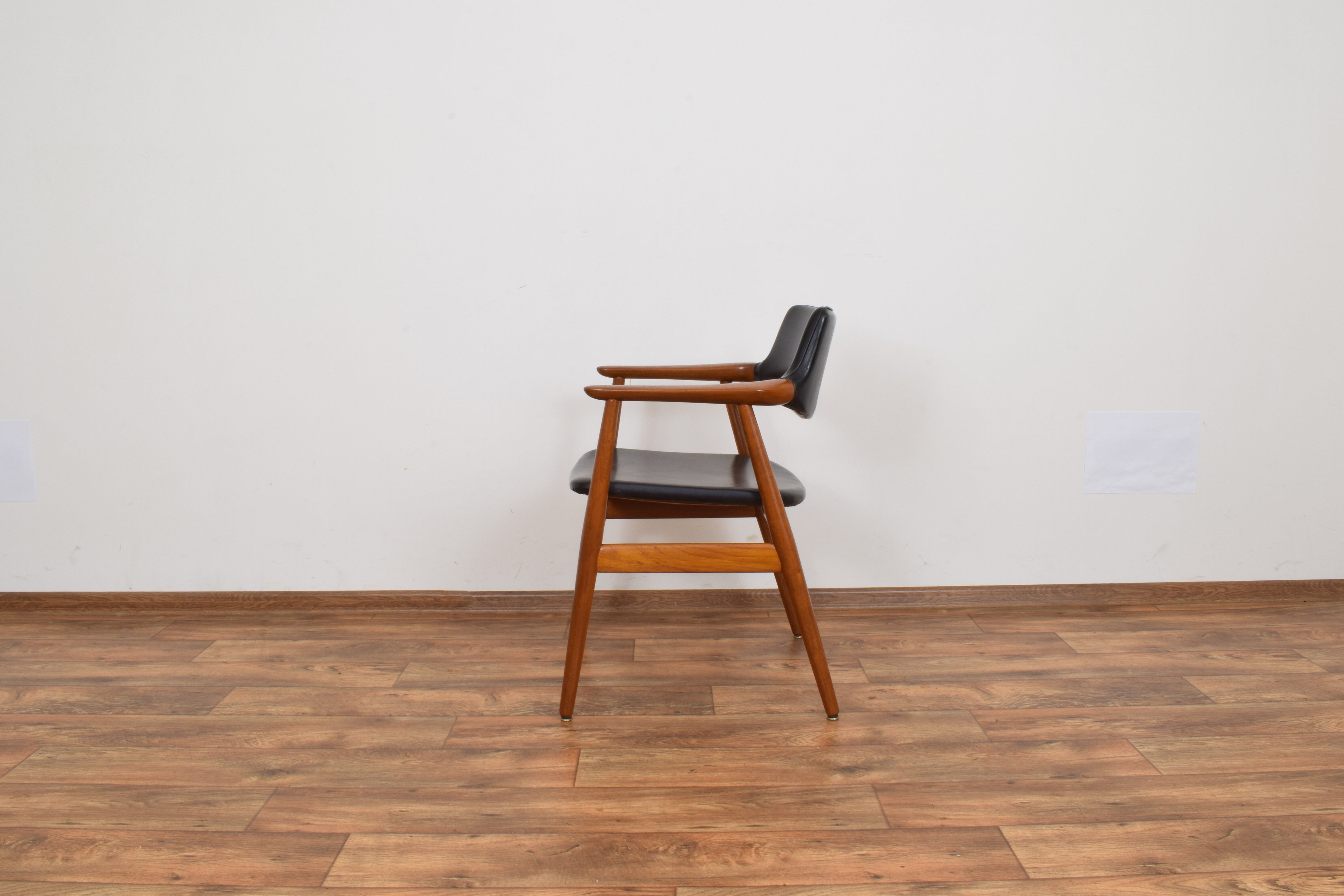 Danish armchairs By Svend Åge Eriksen For Glostrup, 1950
