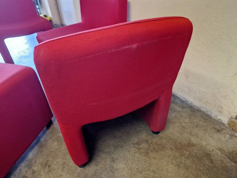 Arfa editor - Set of 4 red wool armchairs - 1980